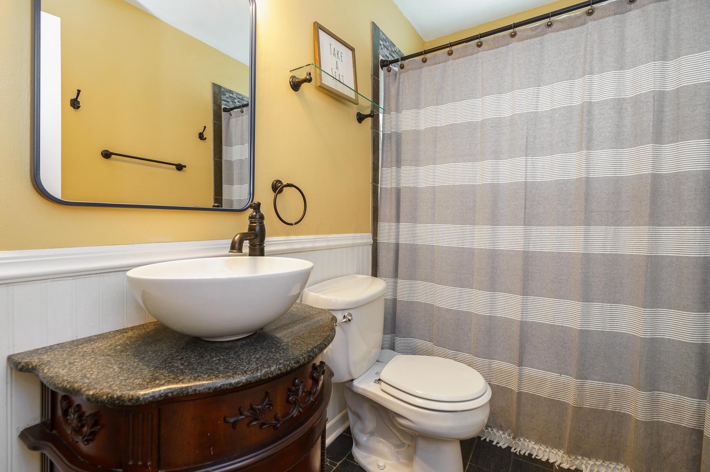 4519 Olentangy Blvd, Columbus OH  43214-2512 exterior