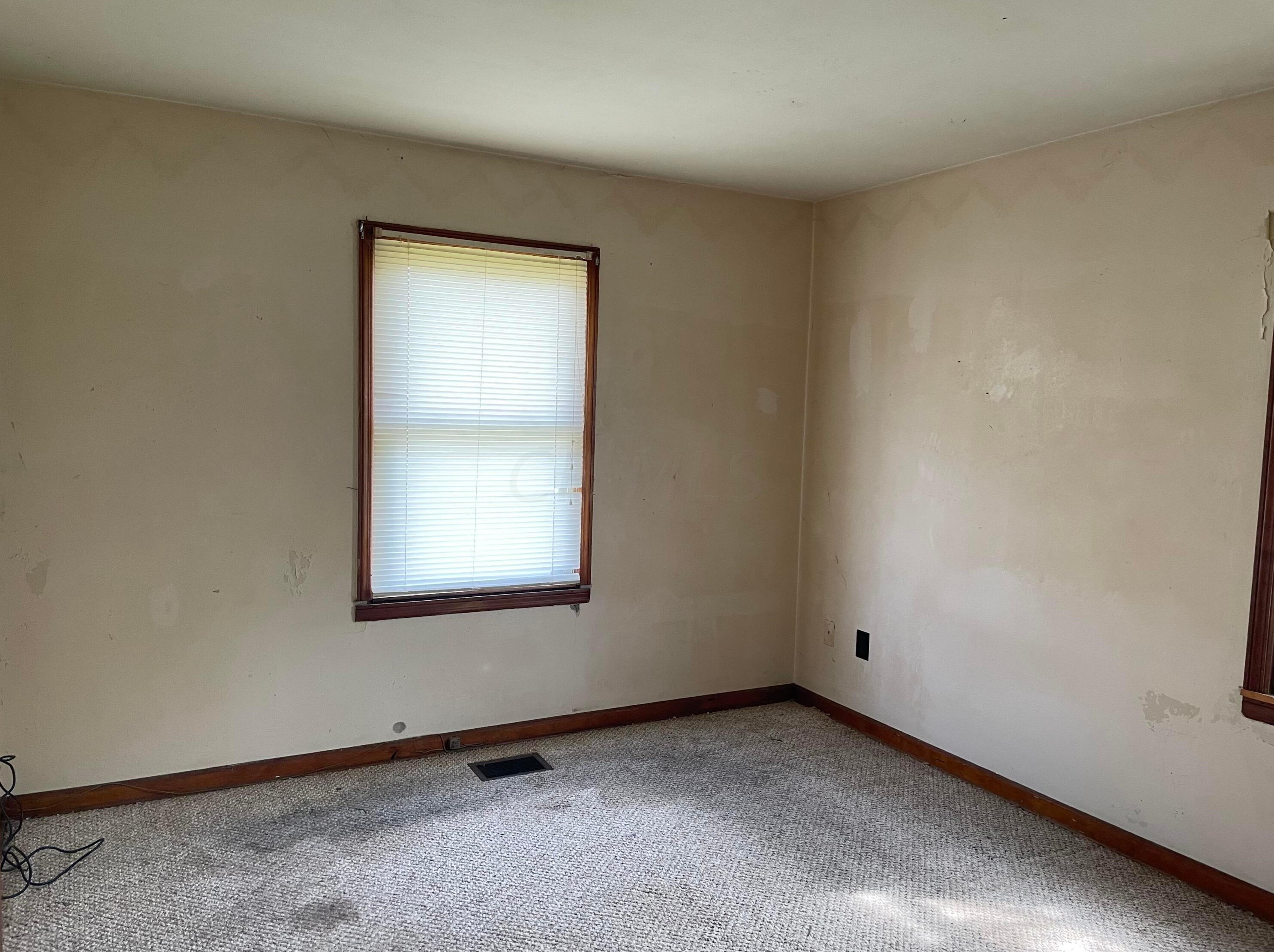 712 Elm St, Washington Ch OH  43160-2060 exterior