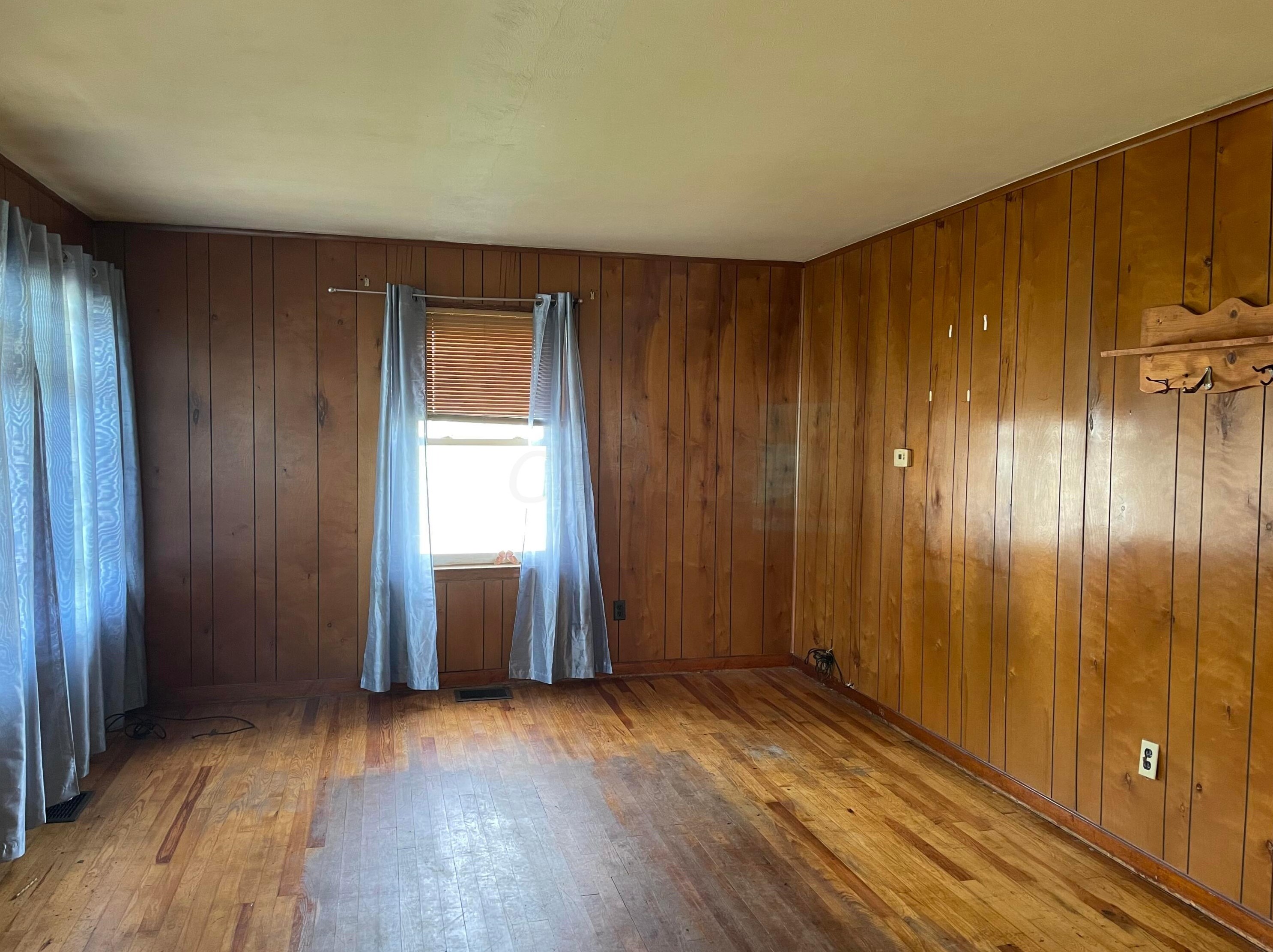 712 Elm St, Washington Ch OH  43160-2060 exterior