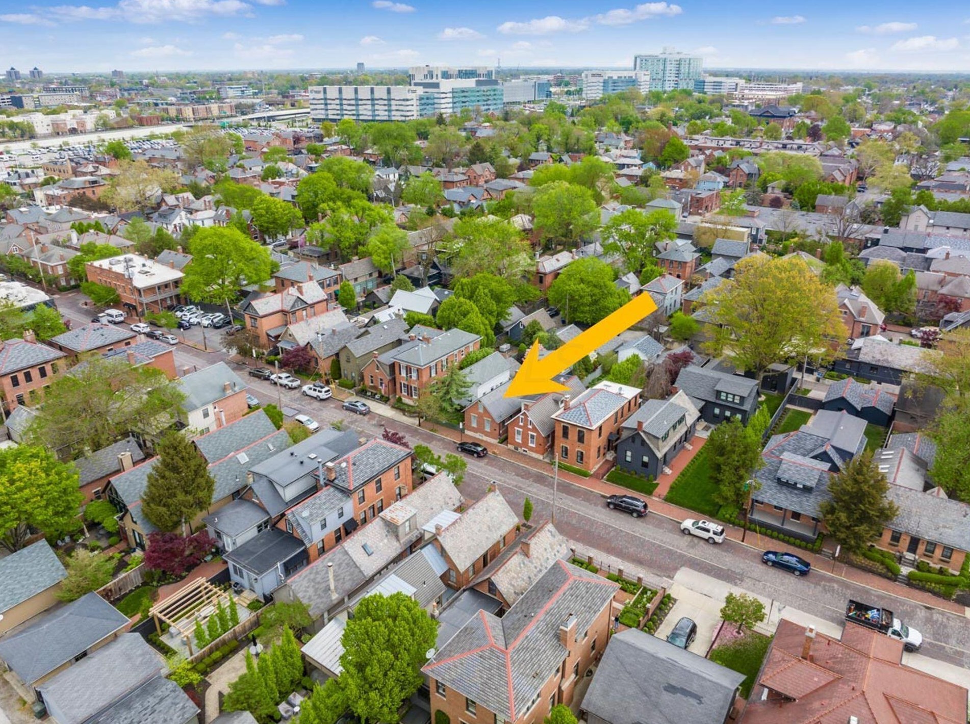 630 Mohawk St, Columbus OH  43206-1153 exterior