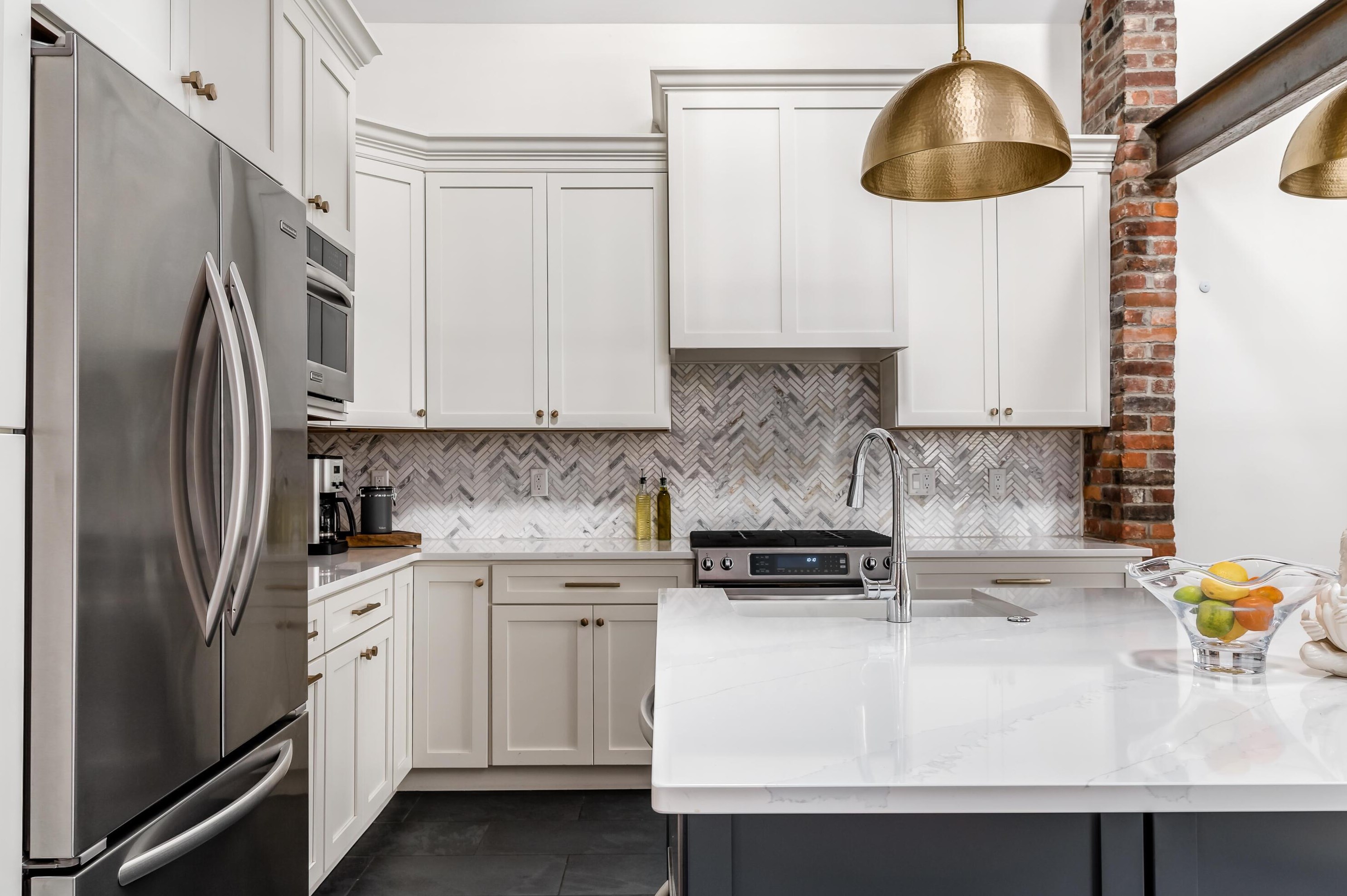 630 Mohawk St, Columbus OH  43206-1153 exterior