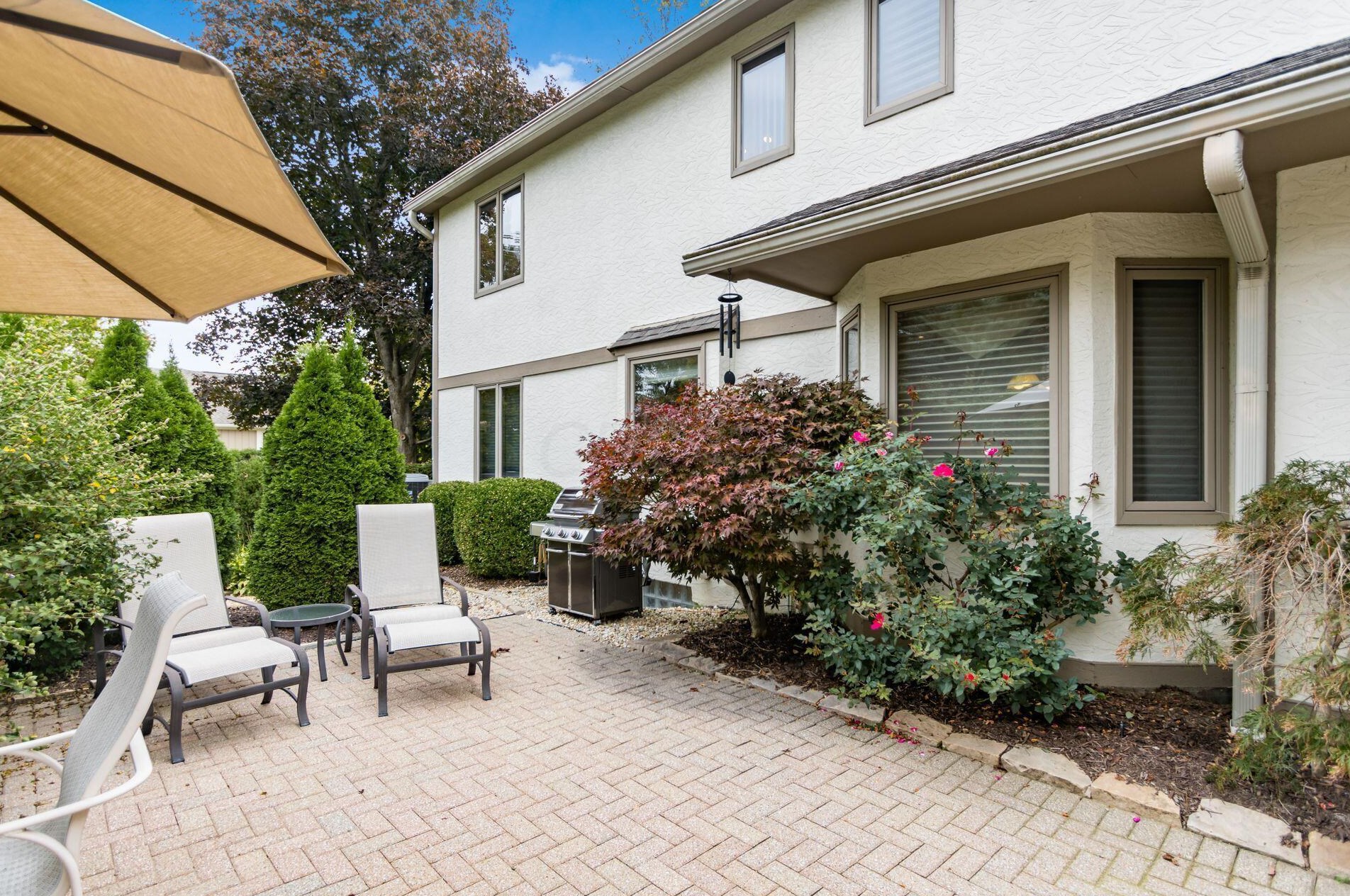 1000 Ravine Ridge Dr, Columbus OH  43085-2907 exterior