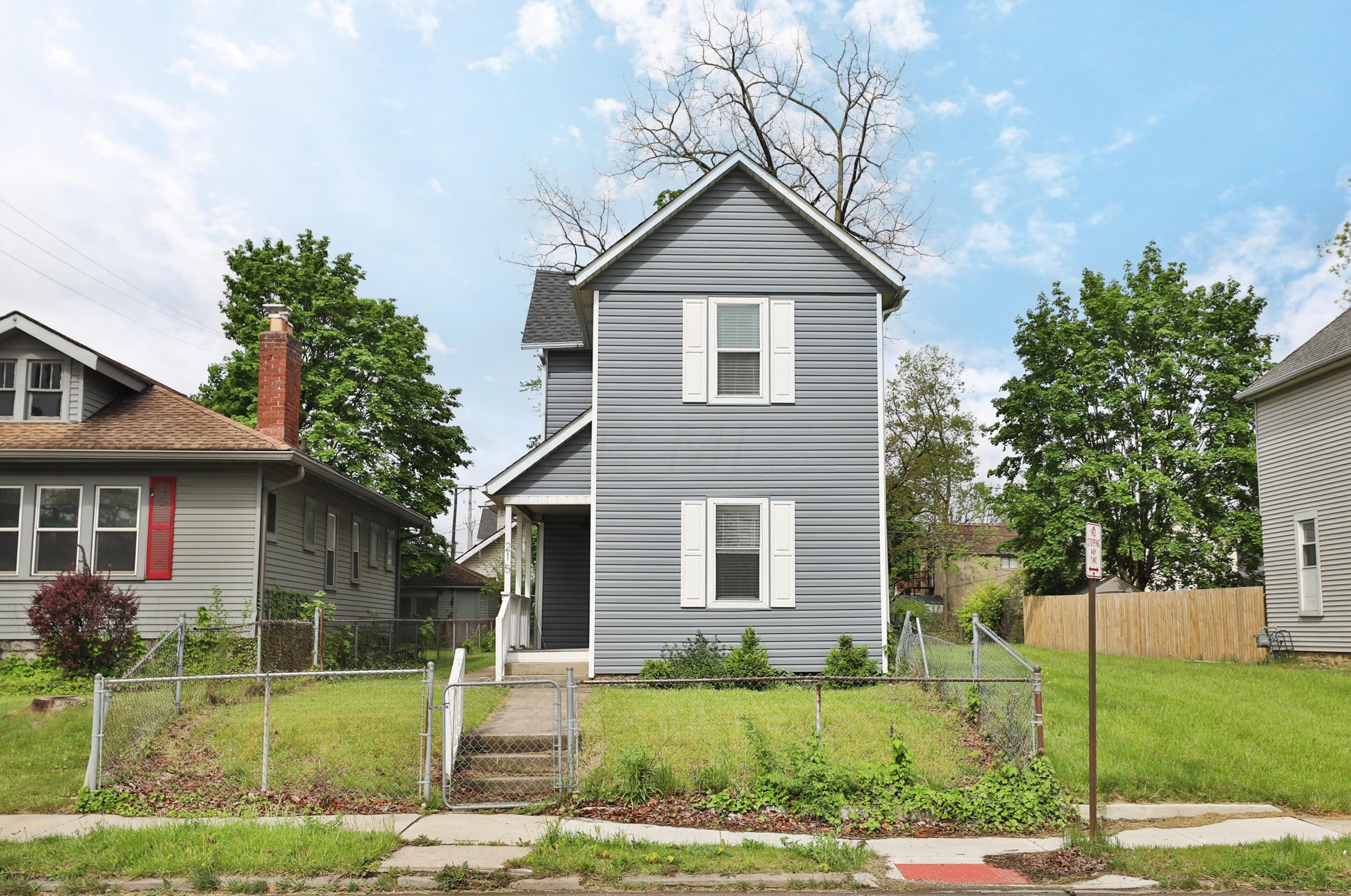 215 Taylor Ave, Columbus, OH 43203-1755