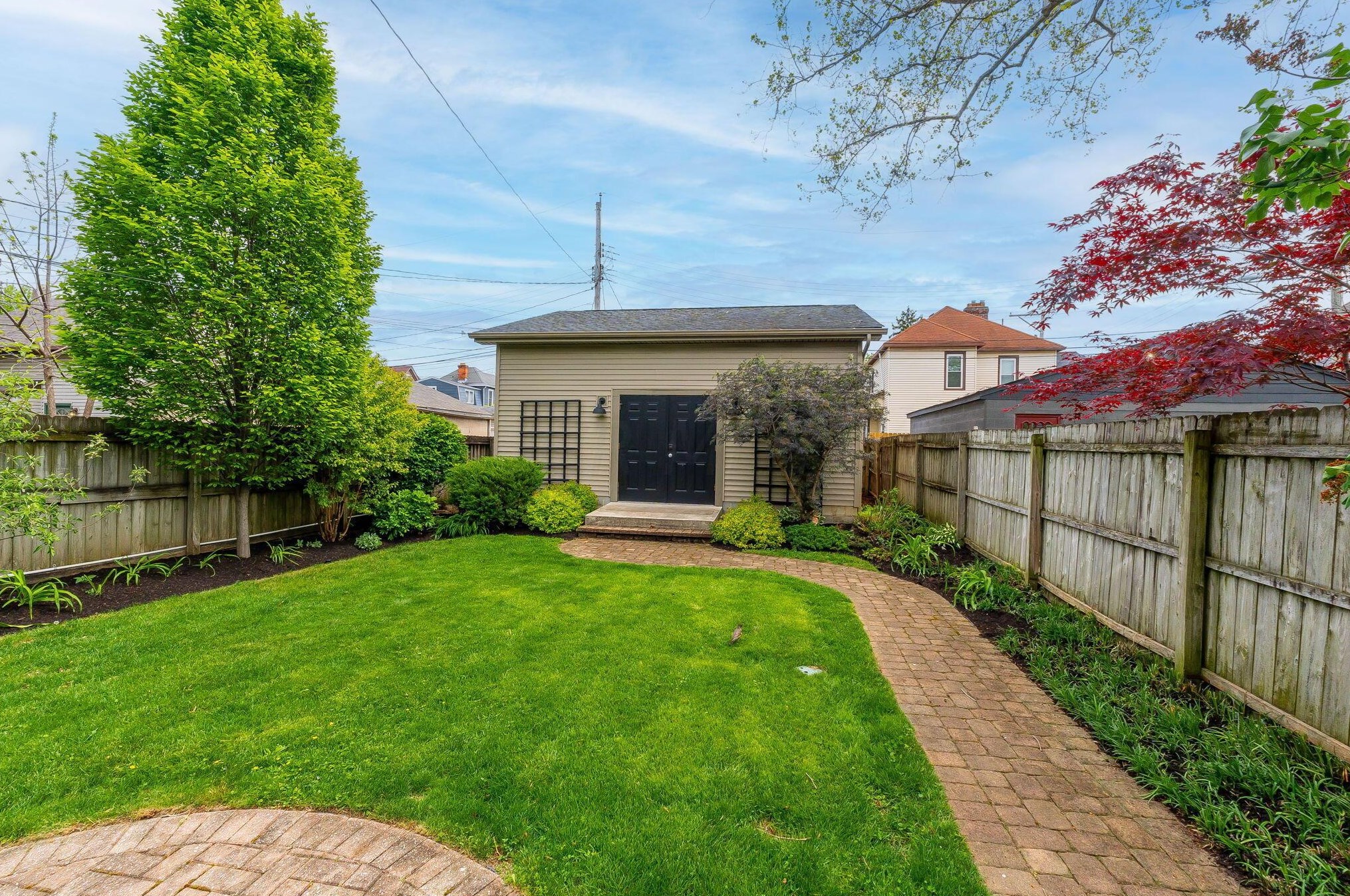 894 Bruck St, Columbus OH  43206-2312 exterior