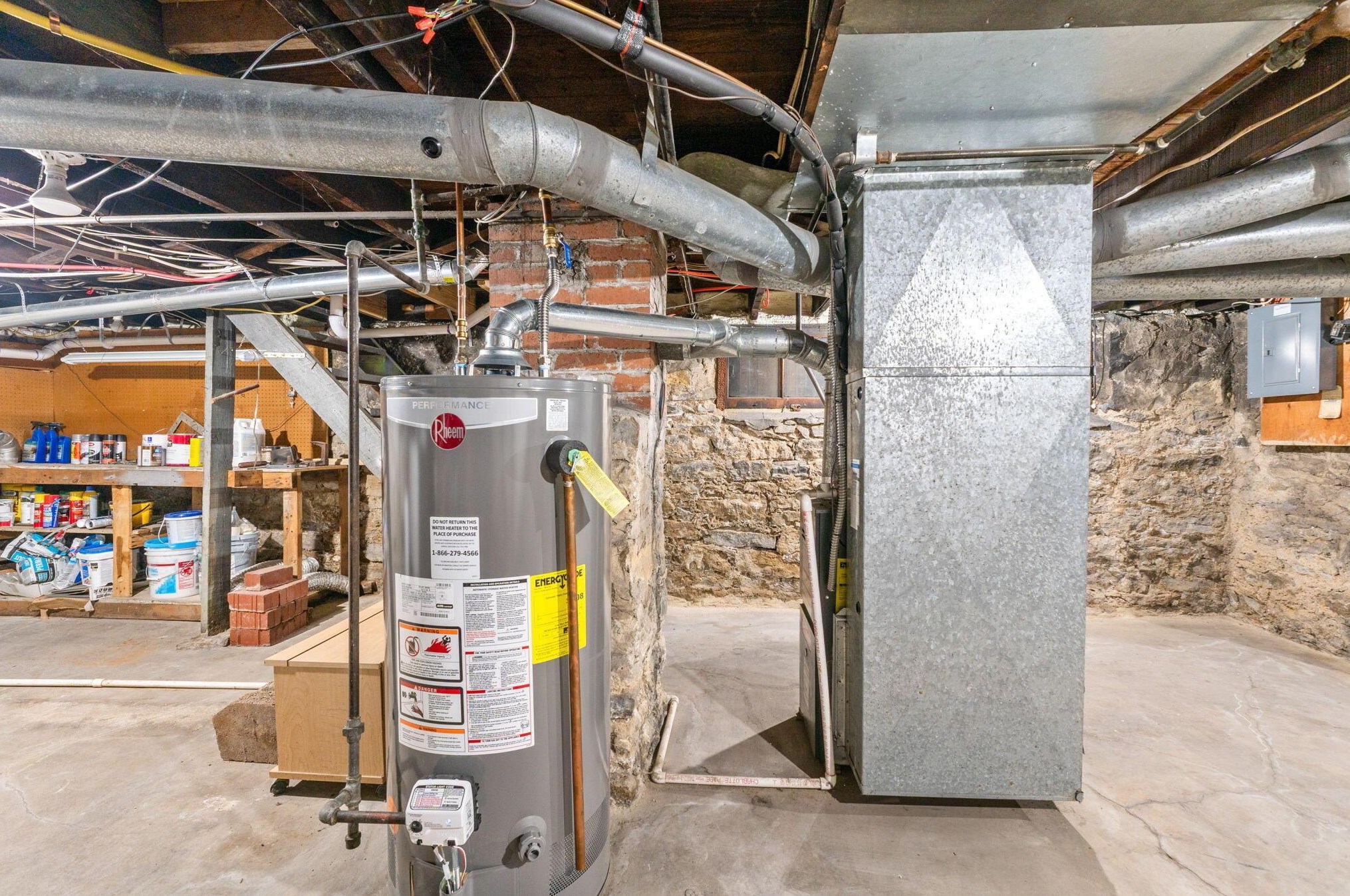 894 Bruck St, Columbus OH  43206-2312 exterior