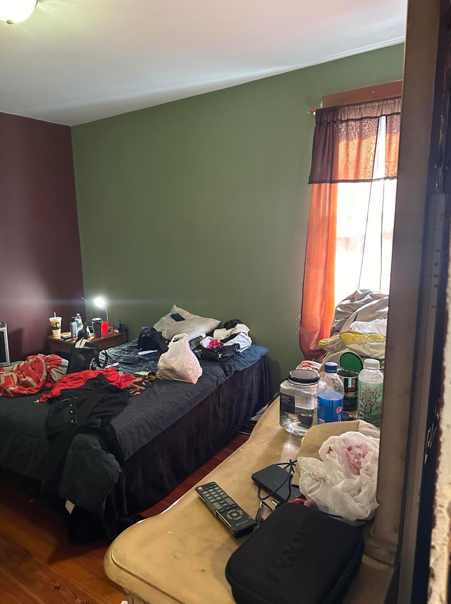 865 Old Leonard Ave, Columbus OH 43219-2509 exterior