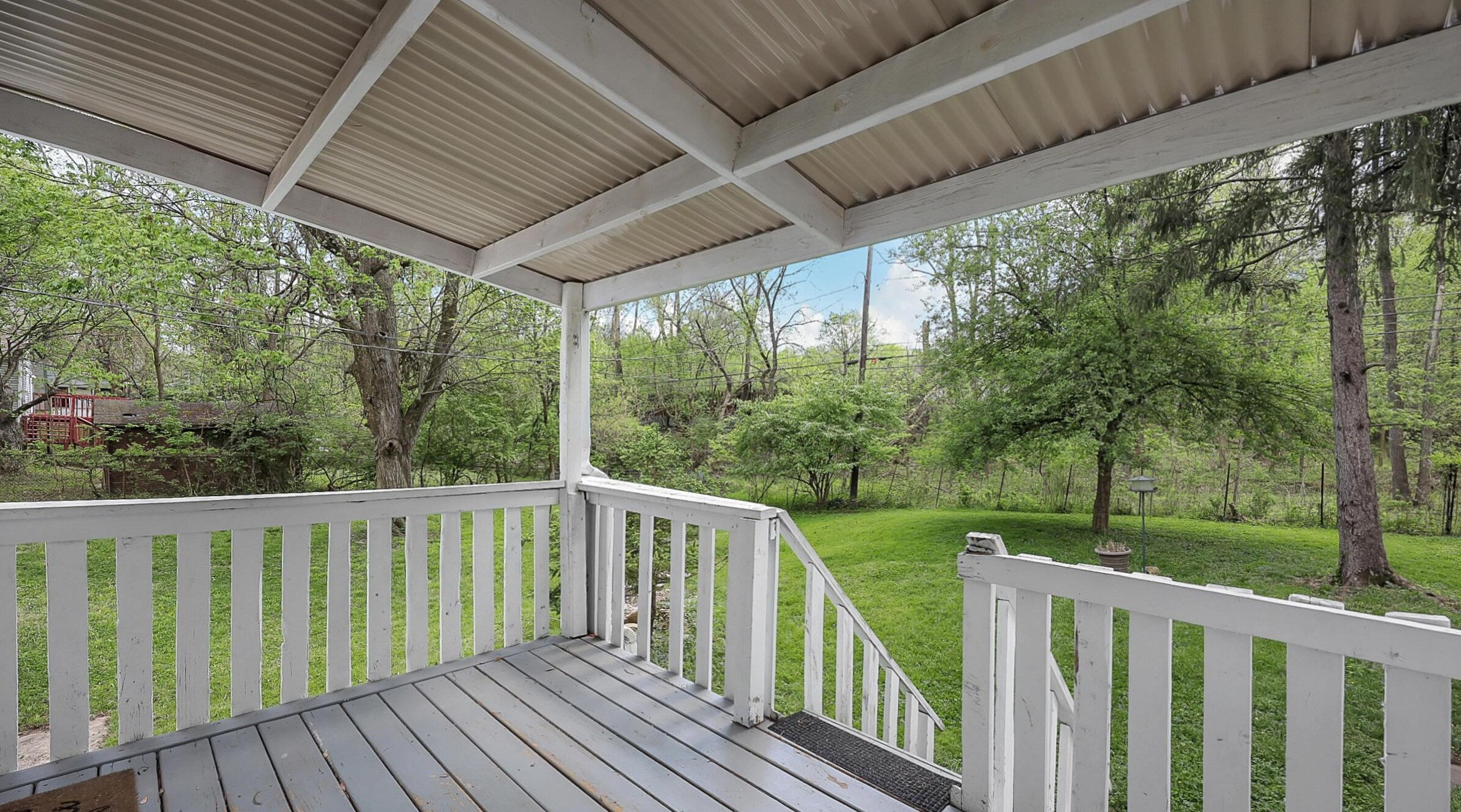 2419 Melrose Ave, Columbus OH 43224-2446 exterior