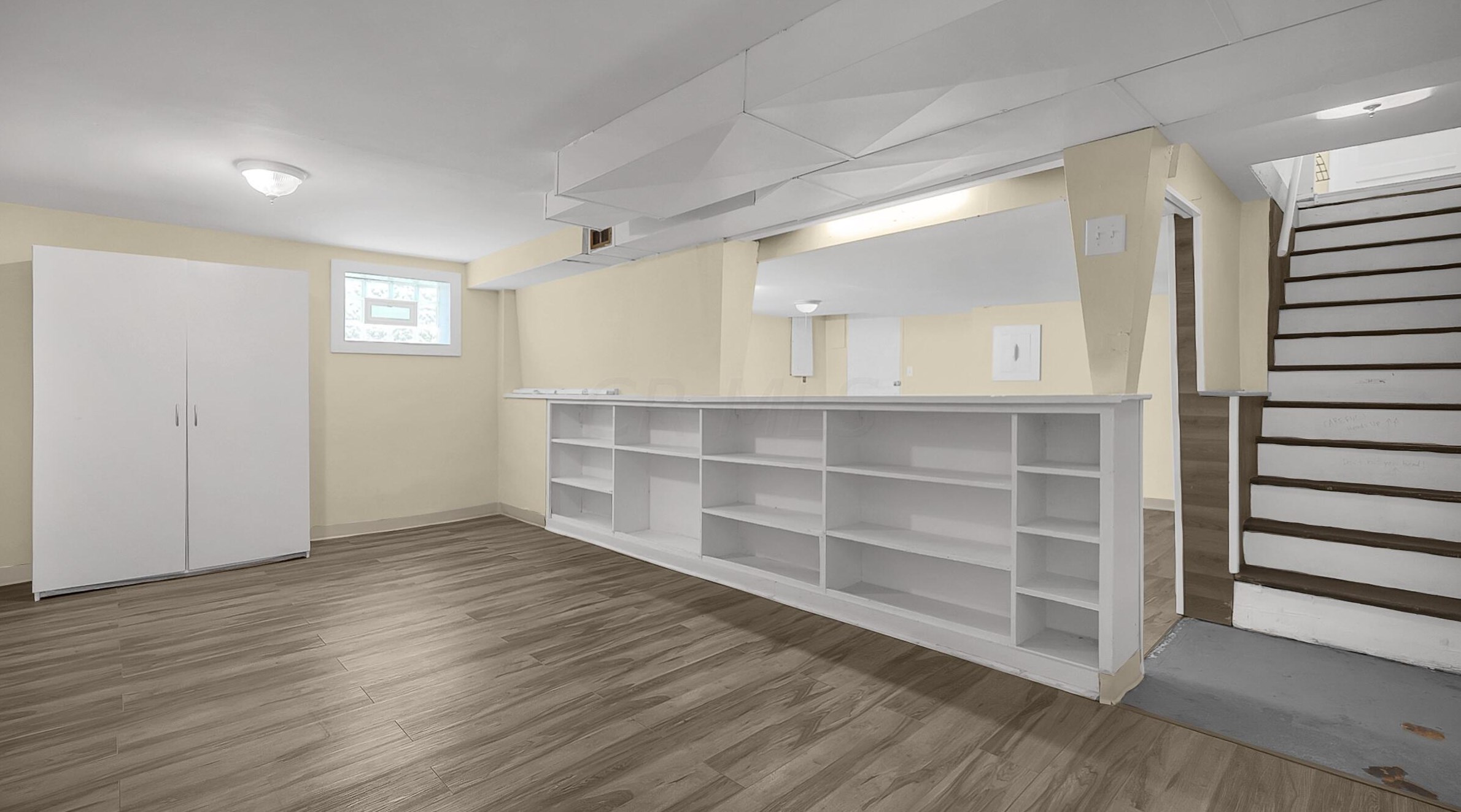 2419 Melrose Ave, Columbus OH 43224-2446 exterior