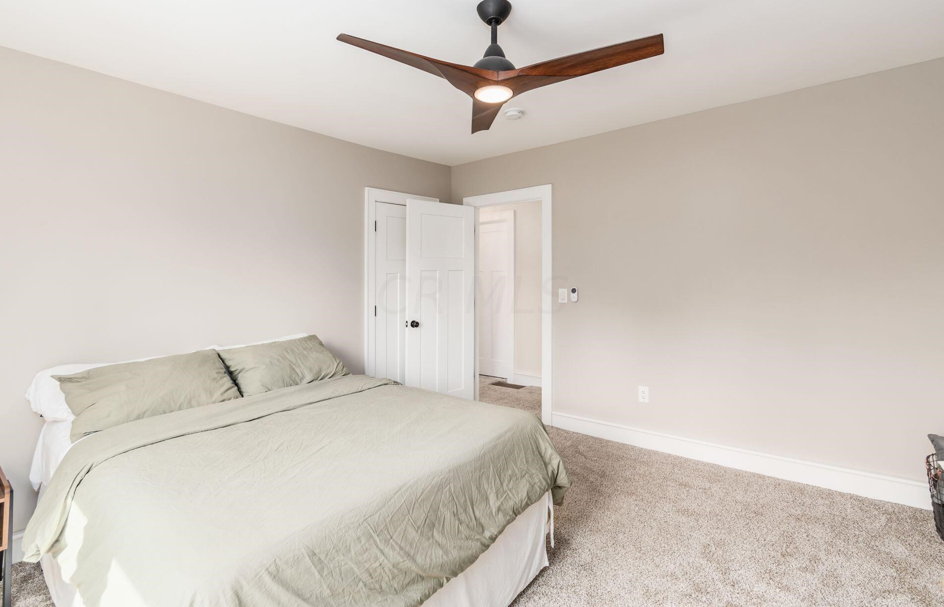 884 Ellsworth Ave, Columbus OH  43206-1708 exterior