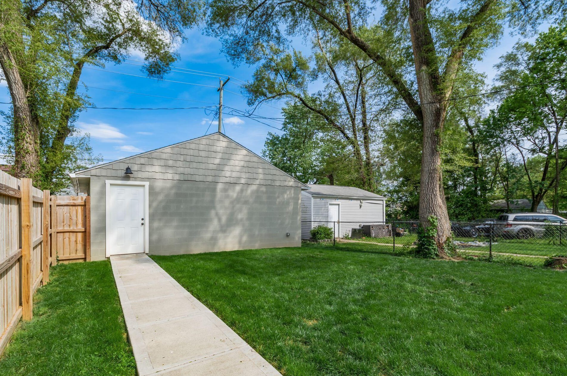 884 Ellsworth Ave, Columbus OH  43206-1708 exterior