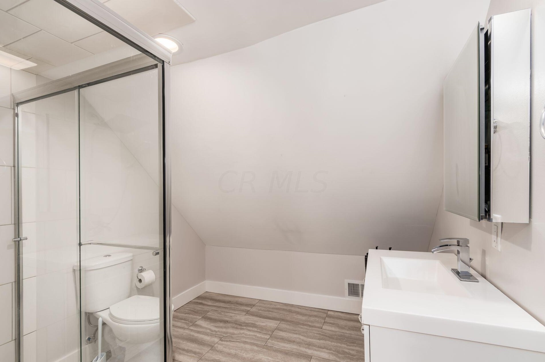 884 Ellsworth Ave, Columbus OH  43206-1708 exterior