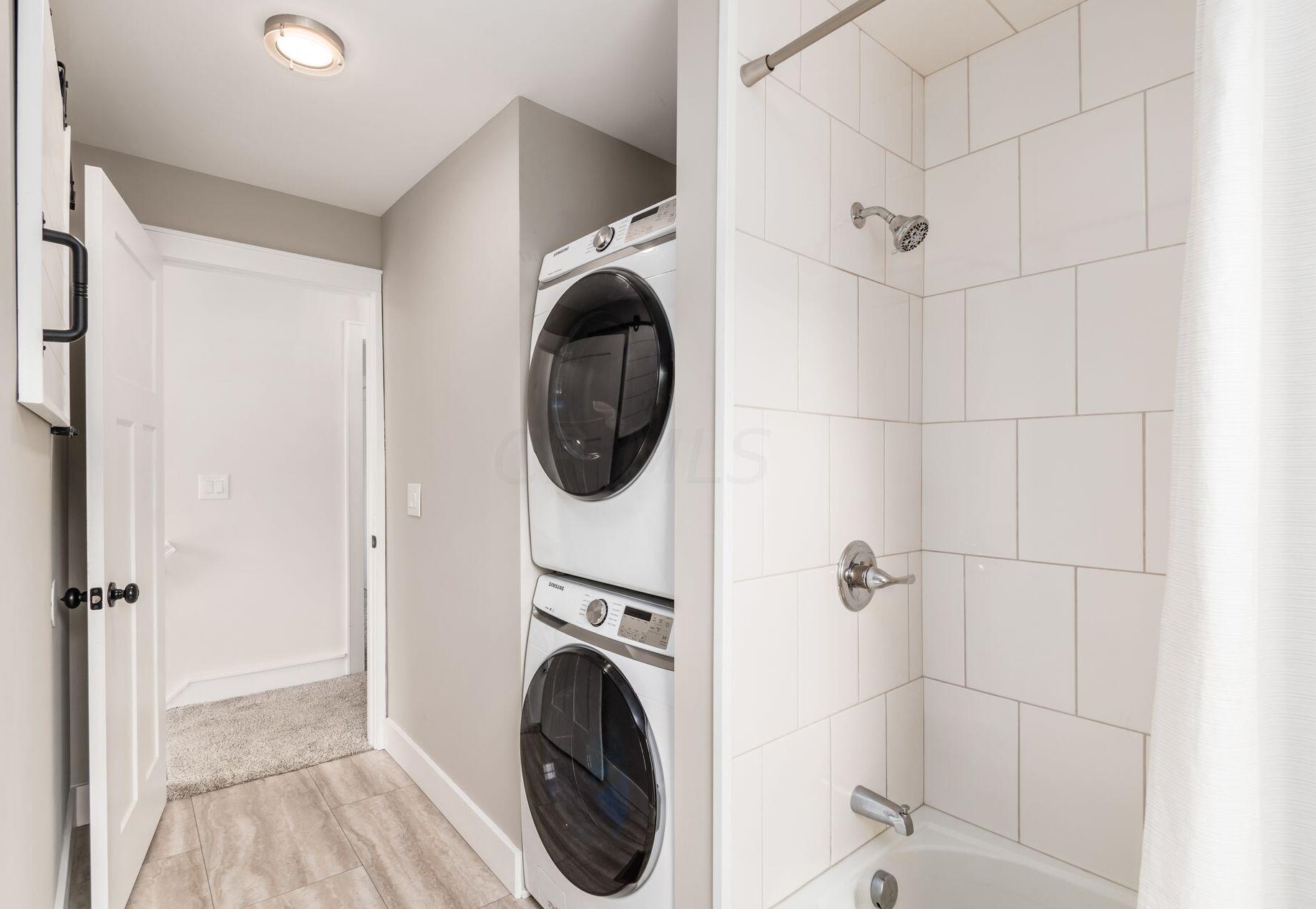 884 Ellsworth Ave, Columbus OH  43206-1708 exterior