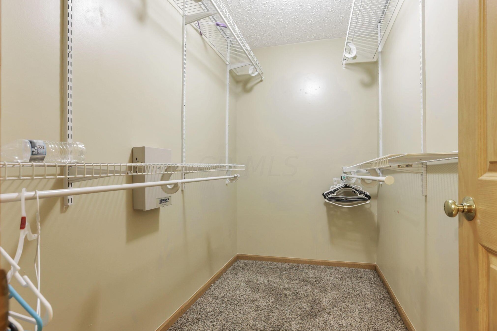 2737 Northwold Rd, Columbus OH 43231-5990 exterior