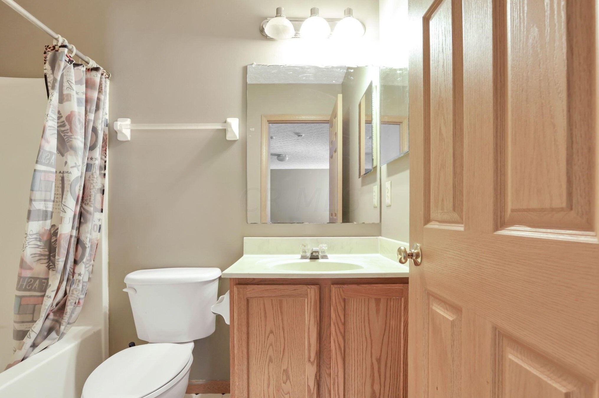 2737 Northwold Rd, Columbus OH 43231-5990 exterior