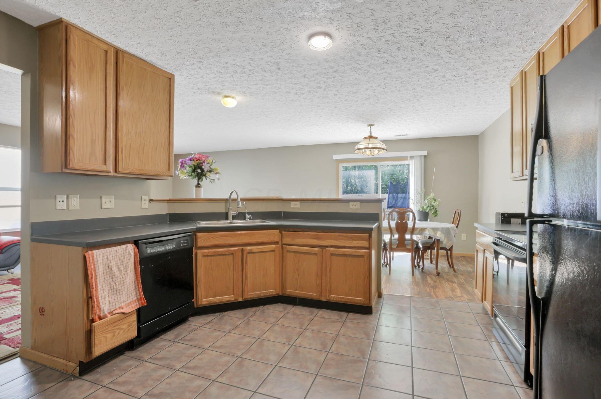 2737 Northwold Rd, Columbus OH 43231-5990 exterior