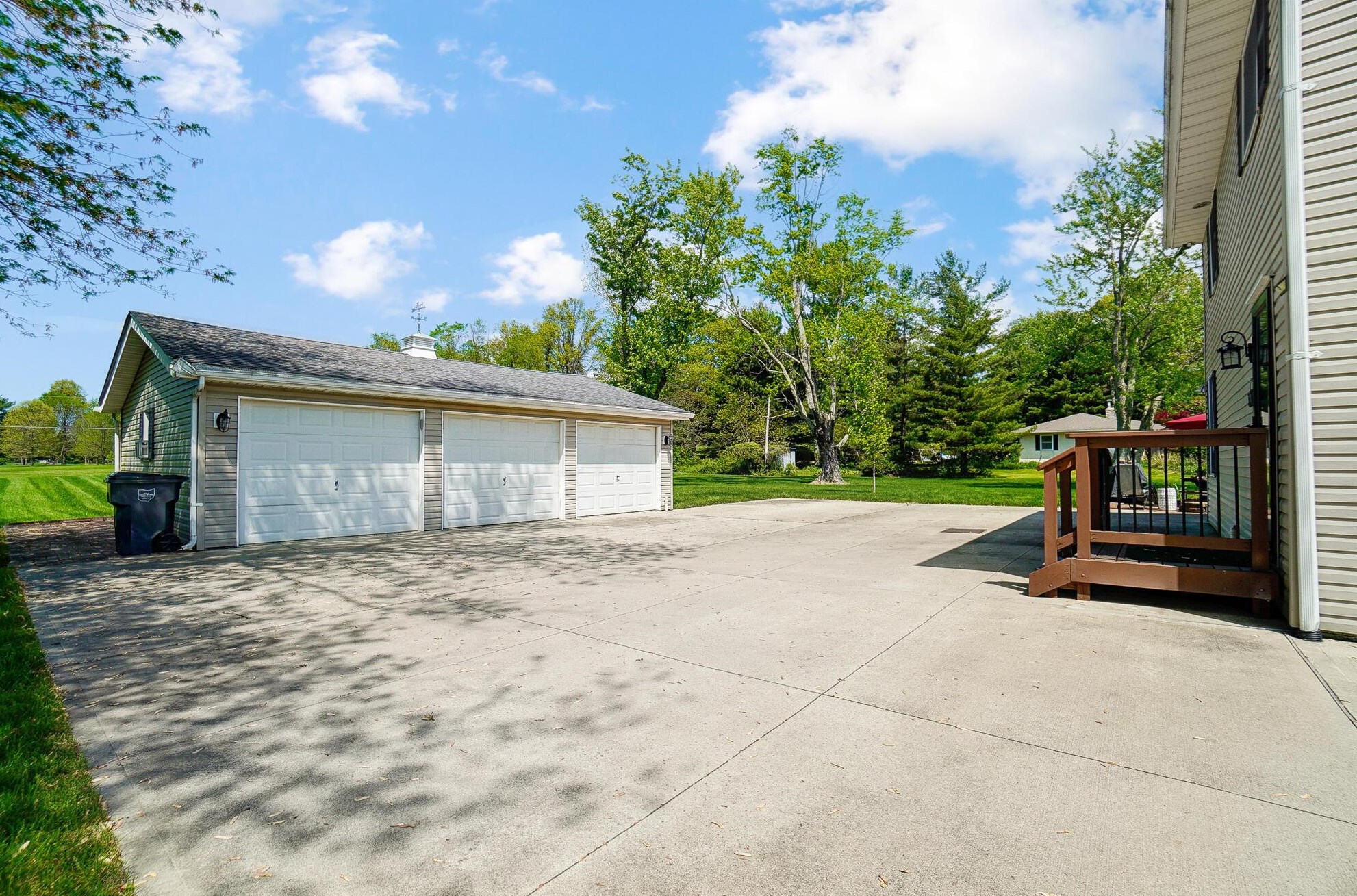 7670 Blacklick Eastern Rd, Pickerington OH  43147-9488 exterior