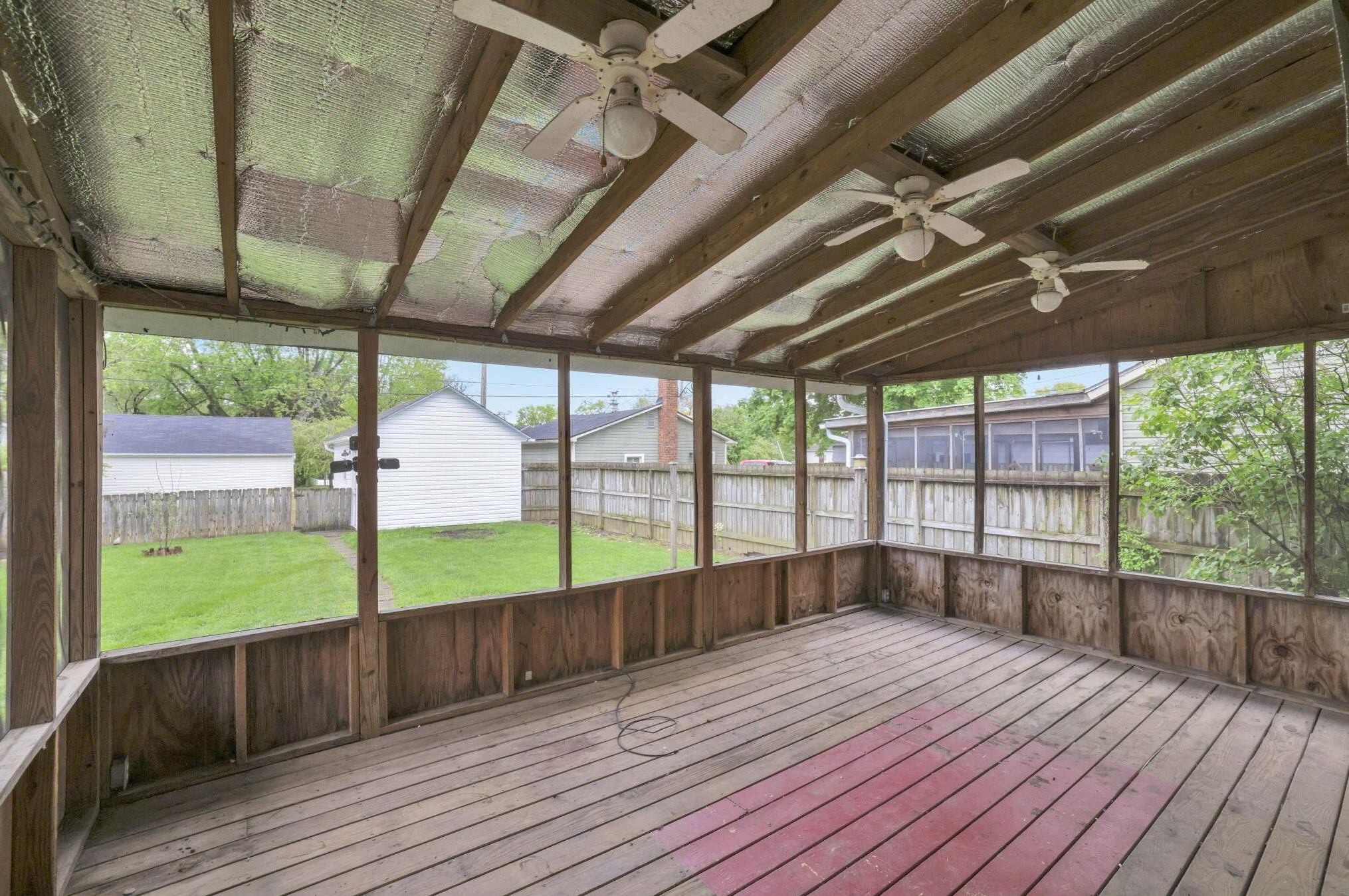 612 Oakwood Ave, Lancaster OH  43130-3216 exterior