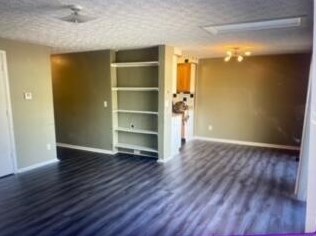 3829 Charbonnett Ct, Columbus, OH 43232-4900