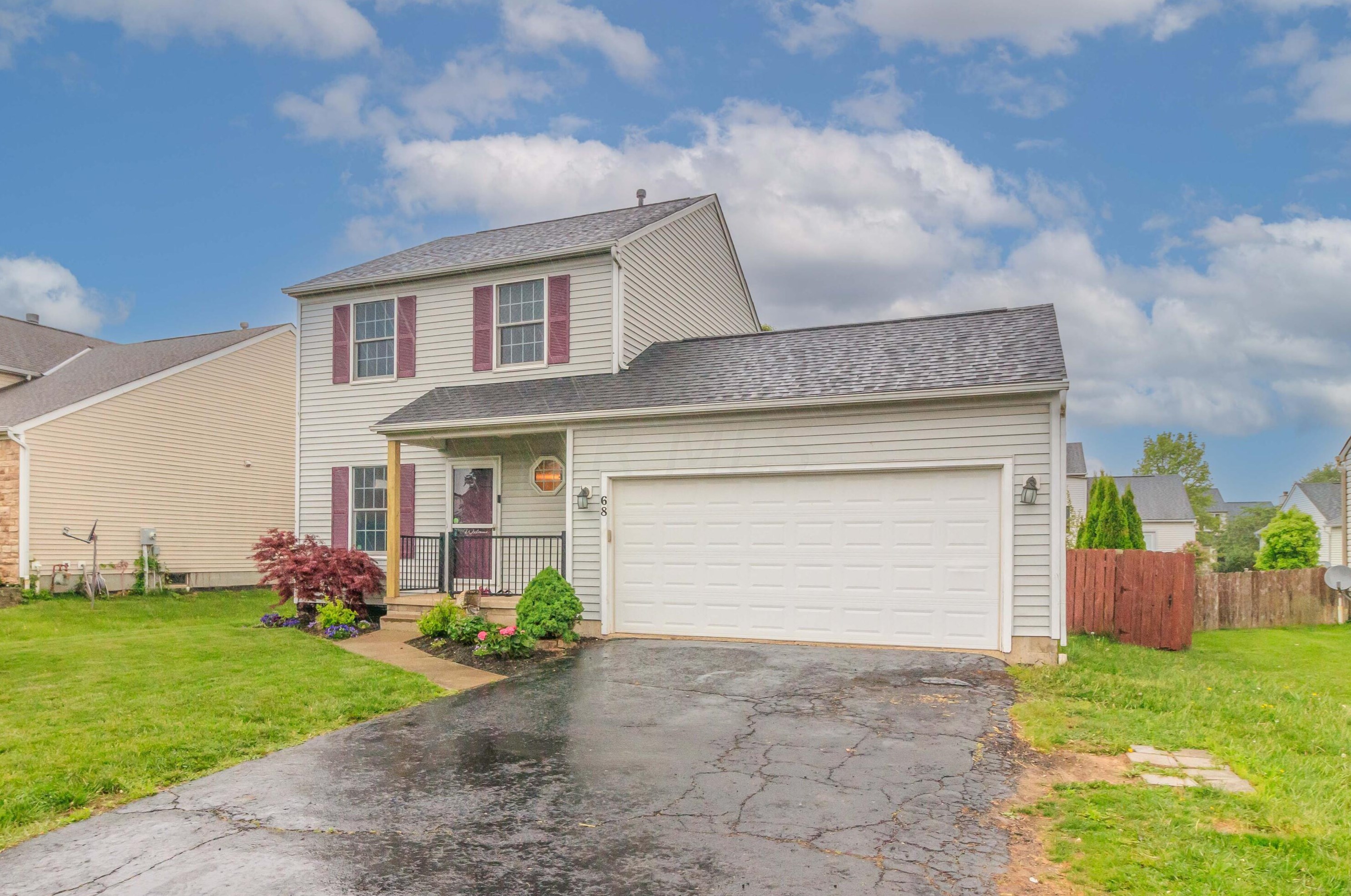 68 Fieldstone, Pataskala, OH 43062-9486