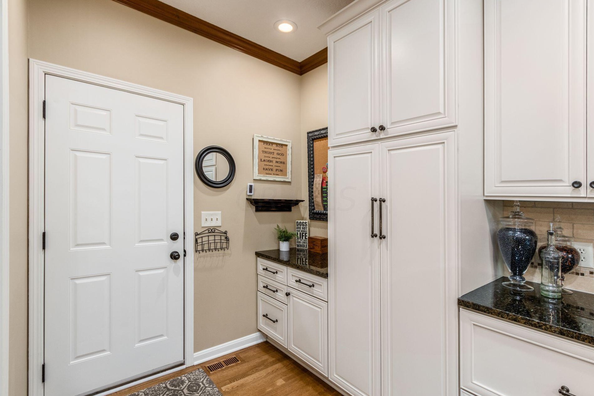 5220 Somerset Ave, Westerville OH  43082-8475 exterior