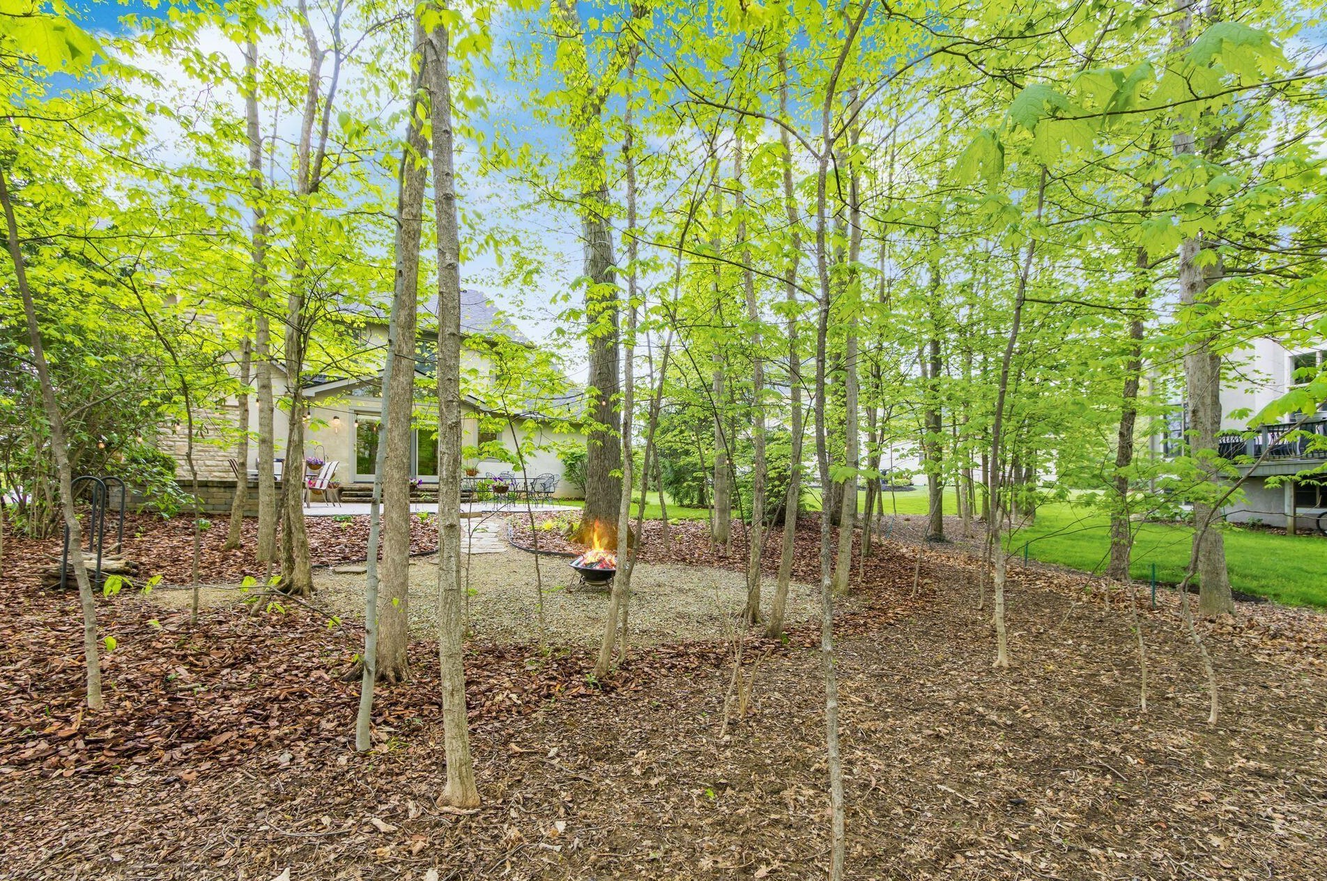 5220 Somerset Ave, Westerville OH  43082-8475 exterior