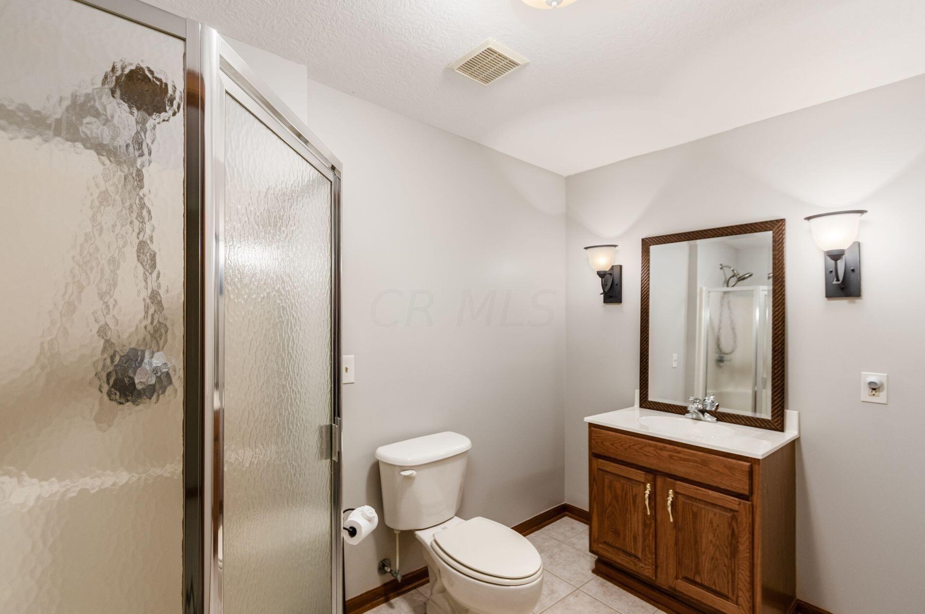 5220 Somerset Ave, Westerville OH  43082-8475 exterior