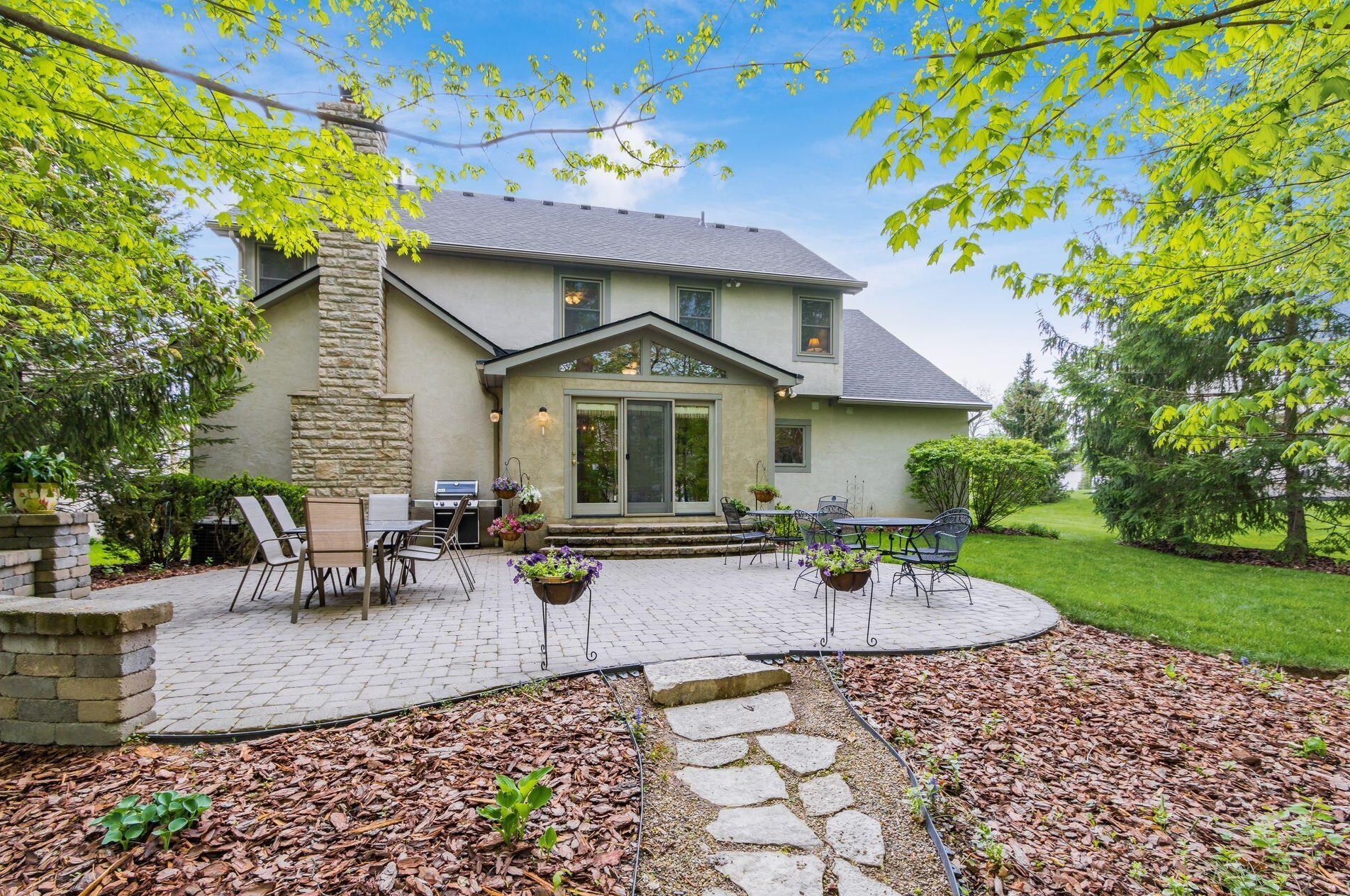 5220 Somerset Ave, Westerville, OH 43082