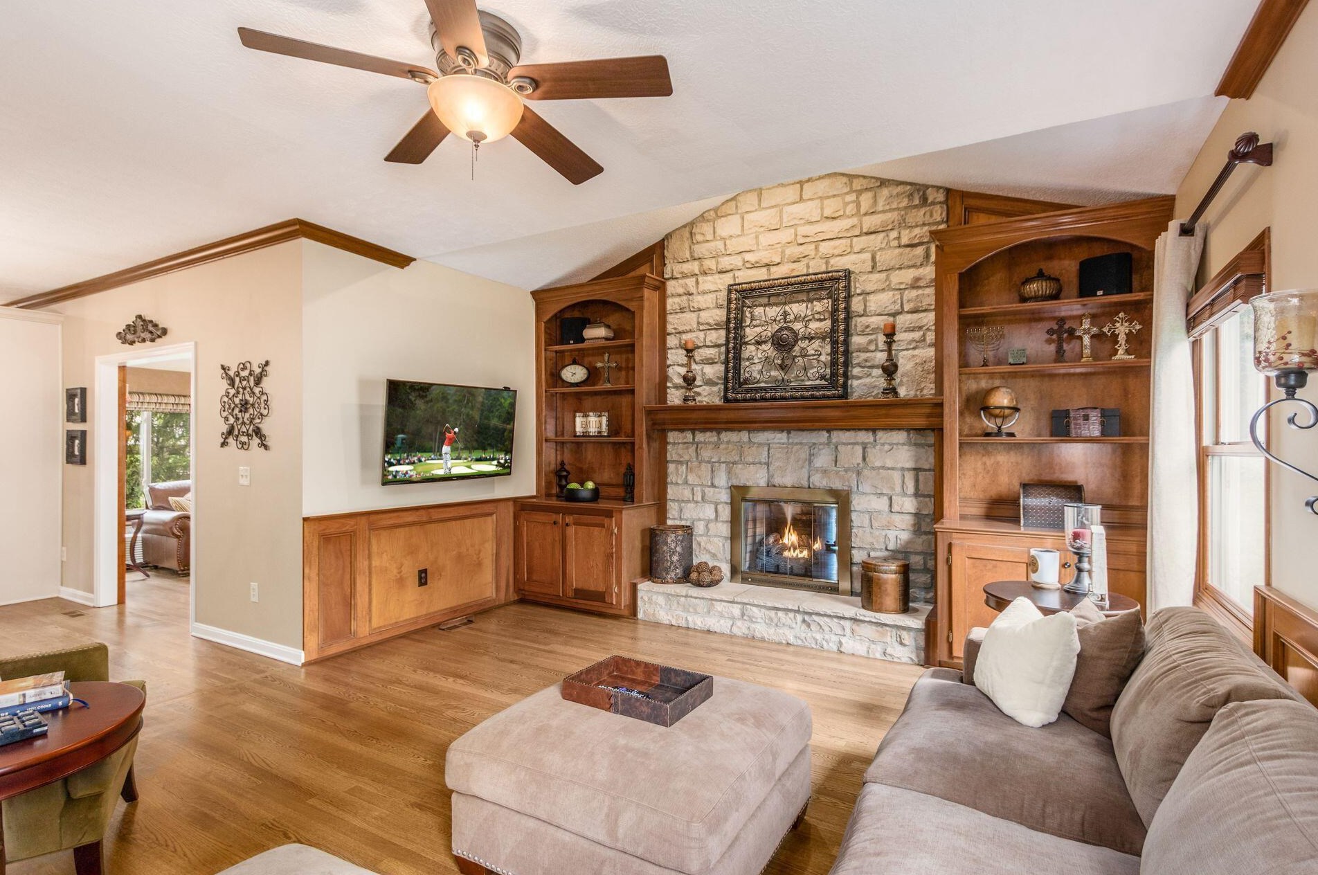 5220 Somerset Ave, Westerville OH  43082-8475 exterior