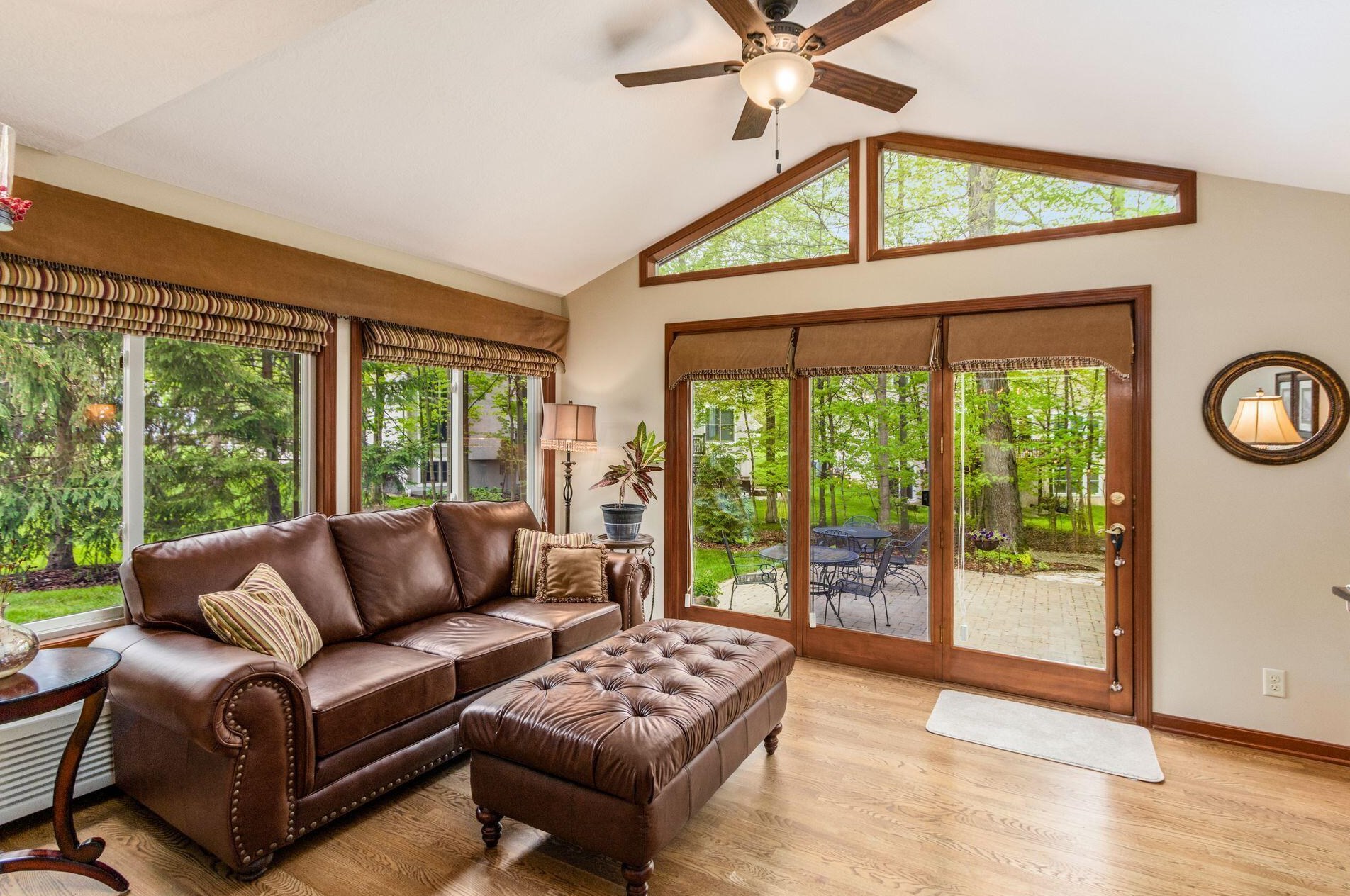 5220 Somerset Ave, Westerville OH  43082-8475 exterior