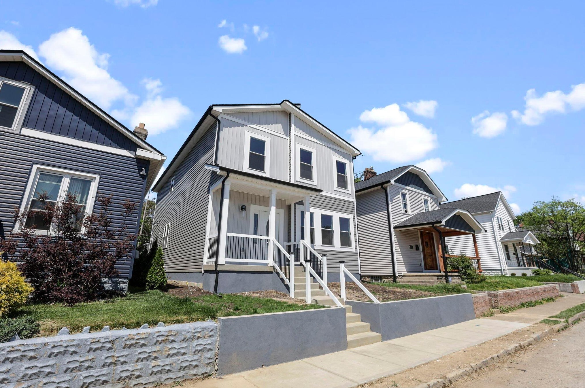 646 Stewart Ave, Columbus, OH 43206-2974