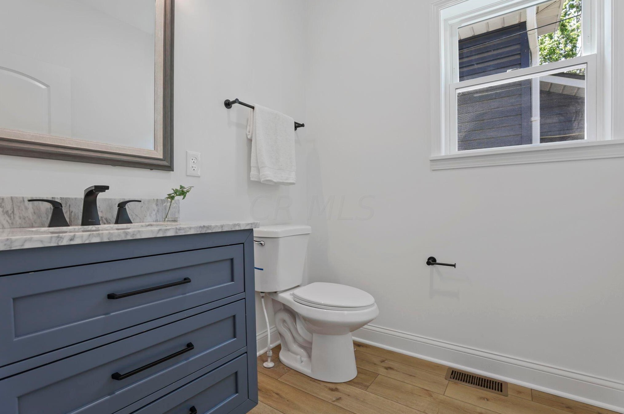 646 Stewart Ave, Columbus OH  43206-2974 exterior