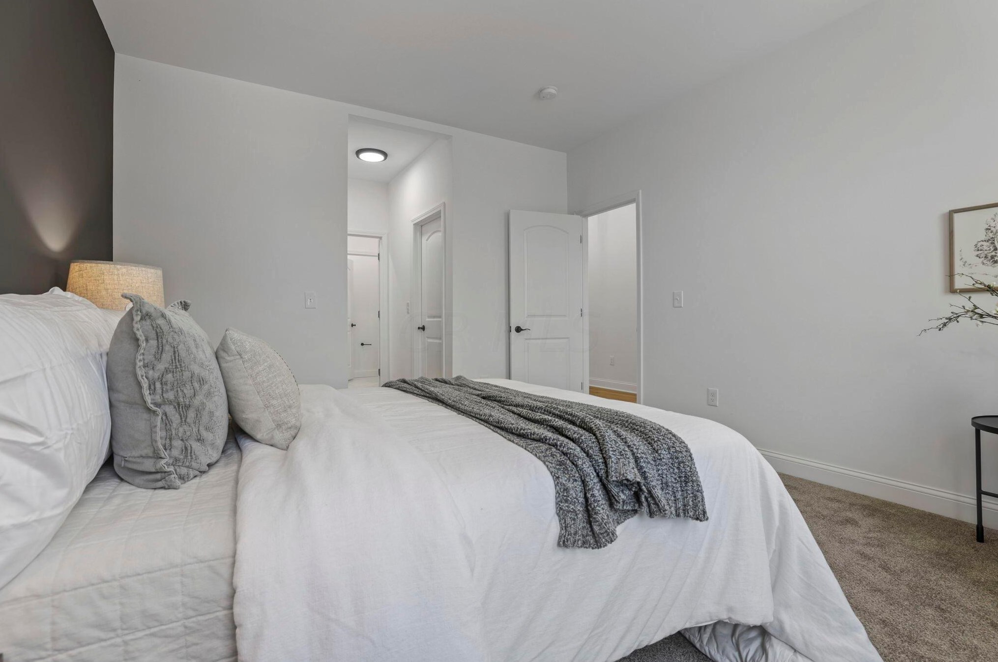 646 Stewart Ave, Columbus OH  43206-2974 exterior