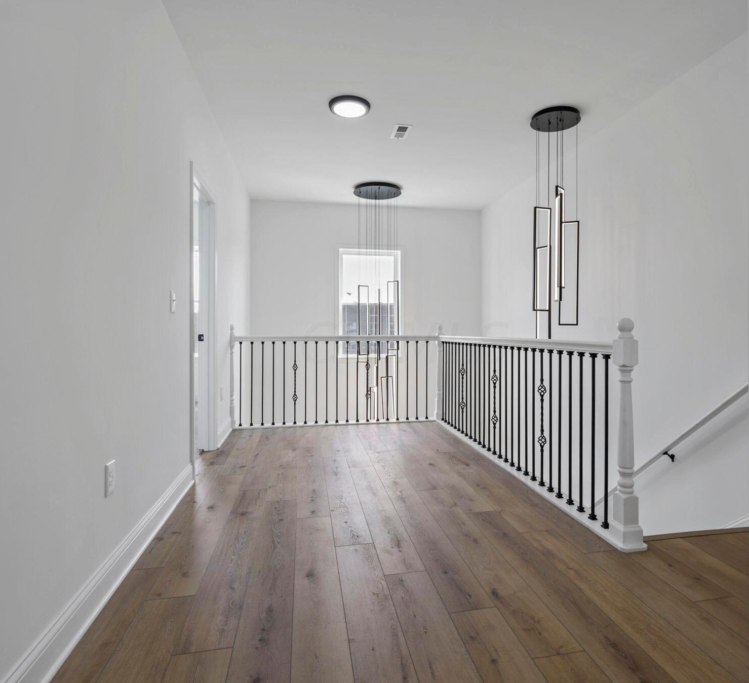 646 Stewart Ave, Columbus OH  43206-2974 exterior