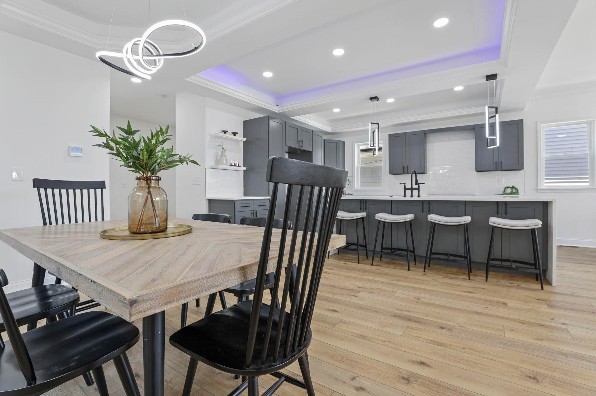 646 Stewart Ave, Columbus OH  43206-2974 exterior