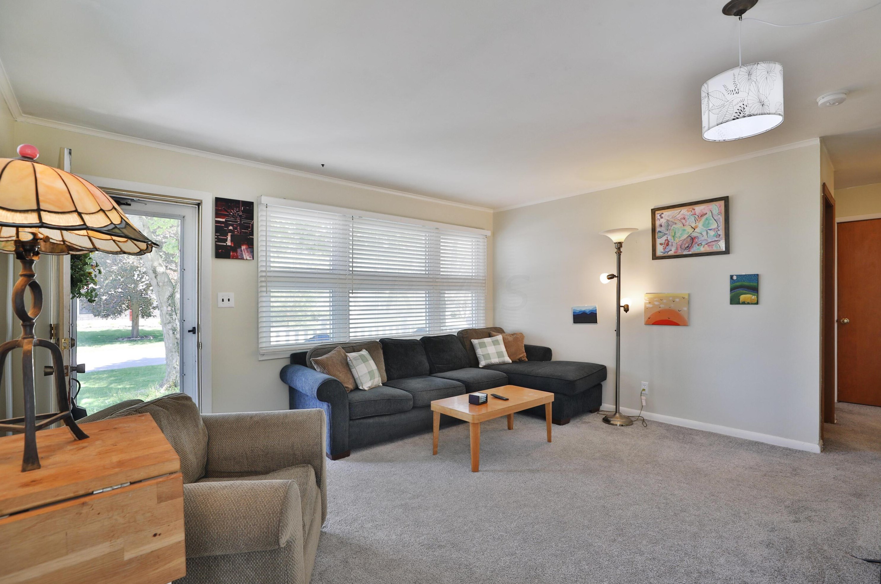 2211 Edgevale Rd, Columbus OH 43221-1109 exterior