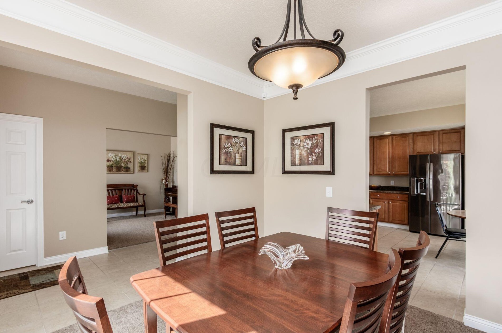 5959 Course Dr, Westerville OH  43081-8071 exterior