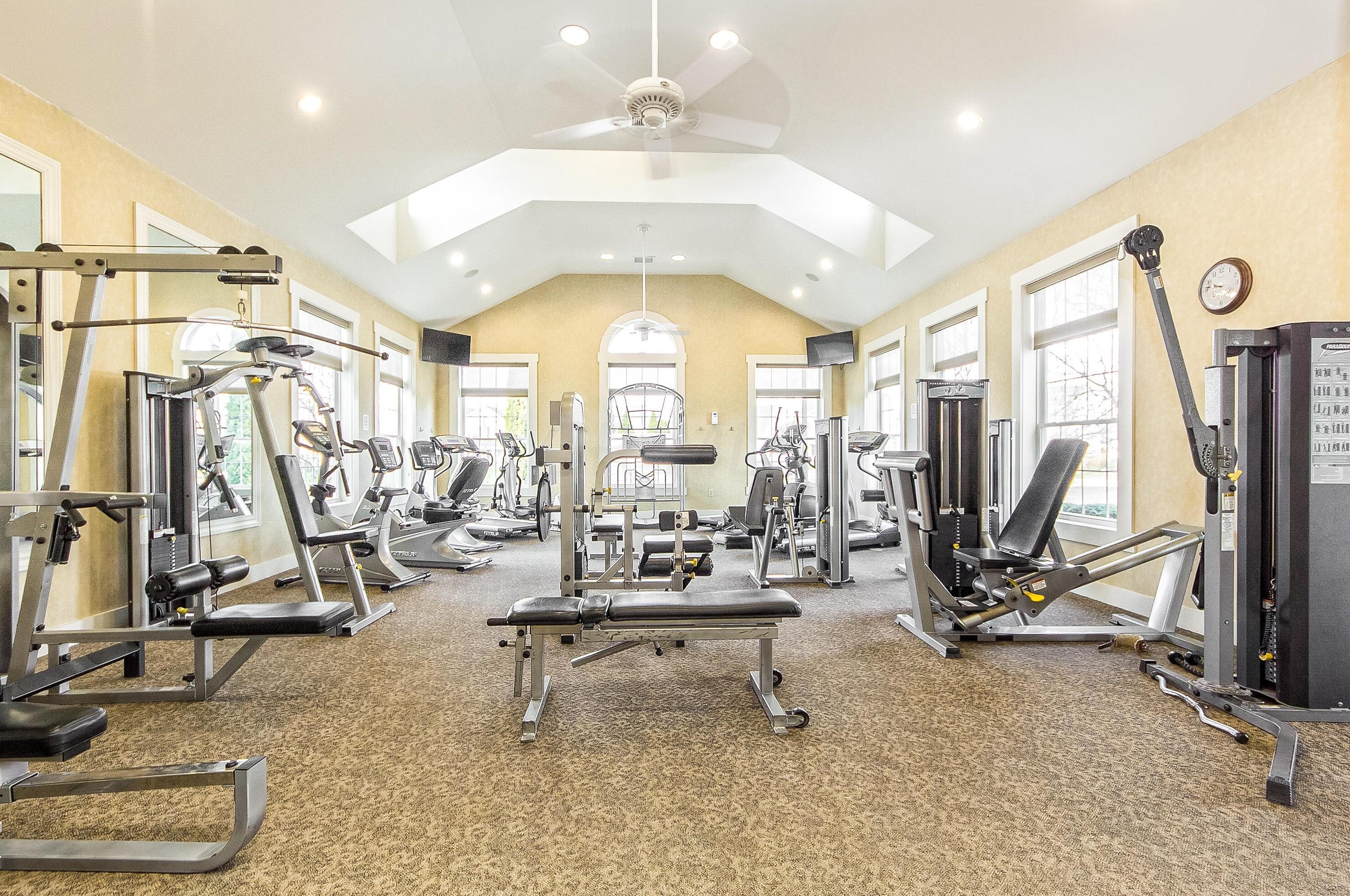 5959 Course Dr, Westerville OH  43081-8071 exterior