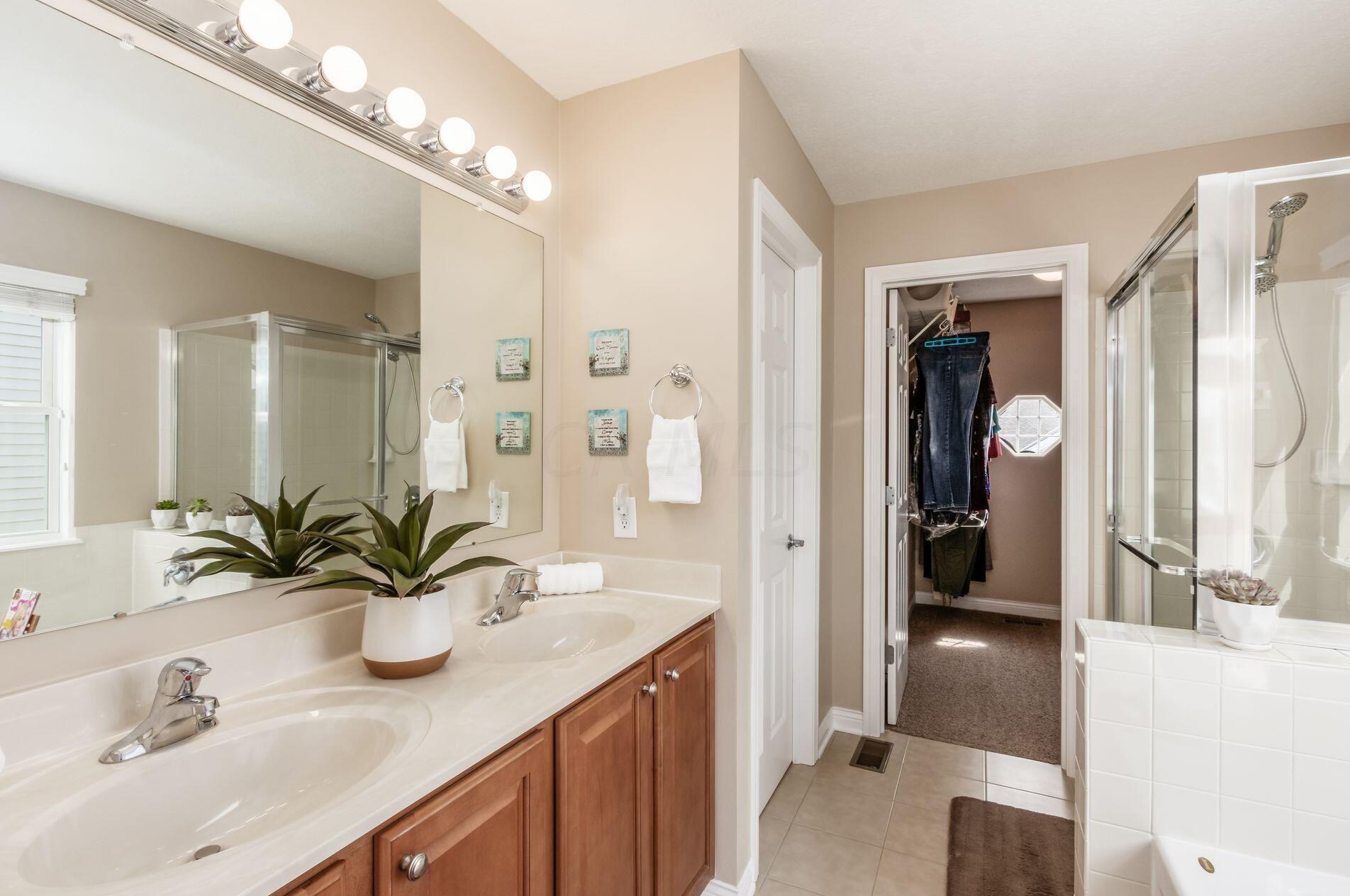 5959 Course Dr, Westerville OH  43081-8071 exterior