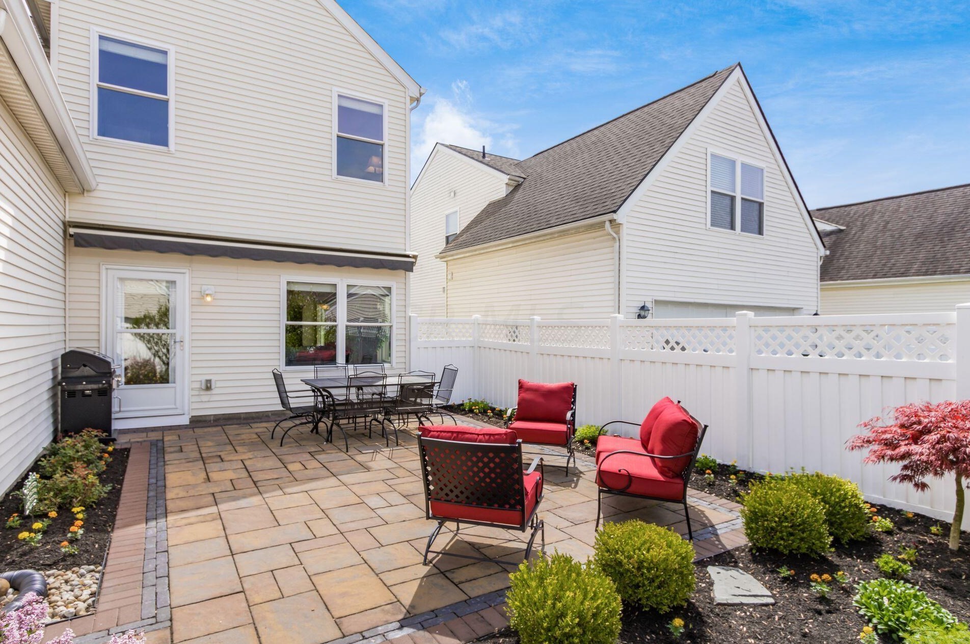 5959 Course Dr, Westerville OH  43081-8071 exterior