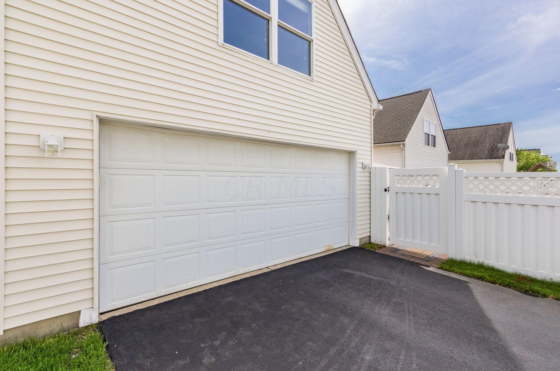 5959 Course Dr, Westerville OH  43081-8071 exterior