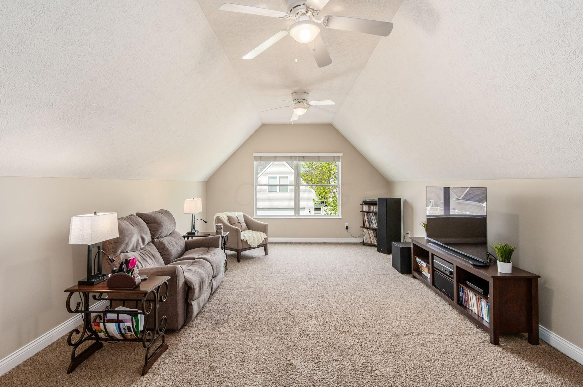 5959 Course Dr, Westerville OH  43081-8071 exterior