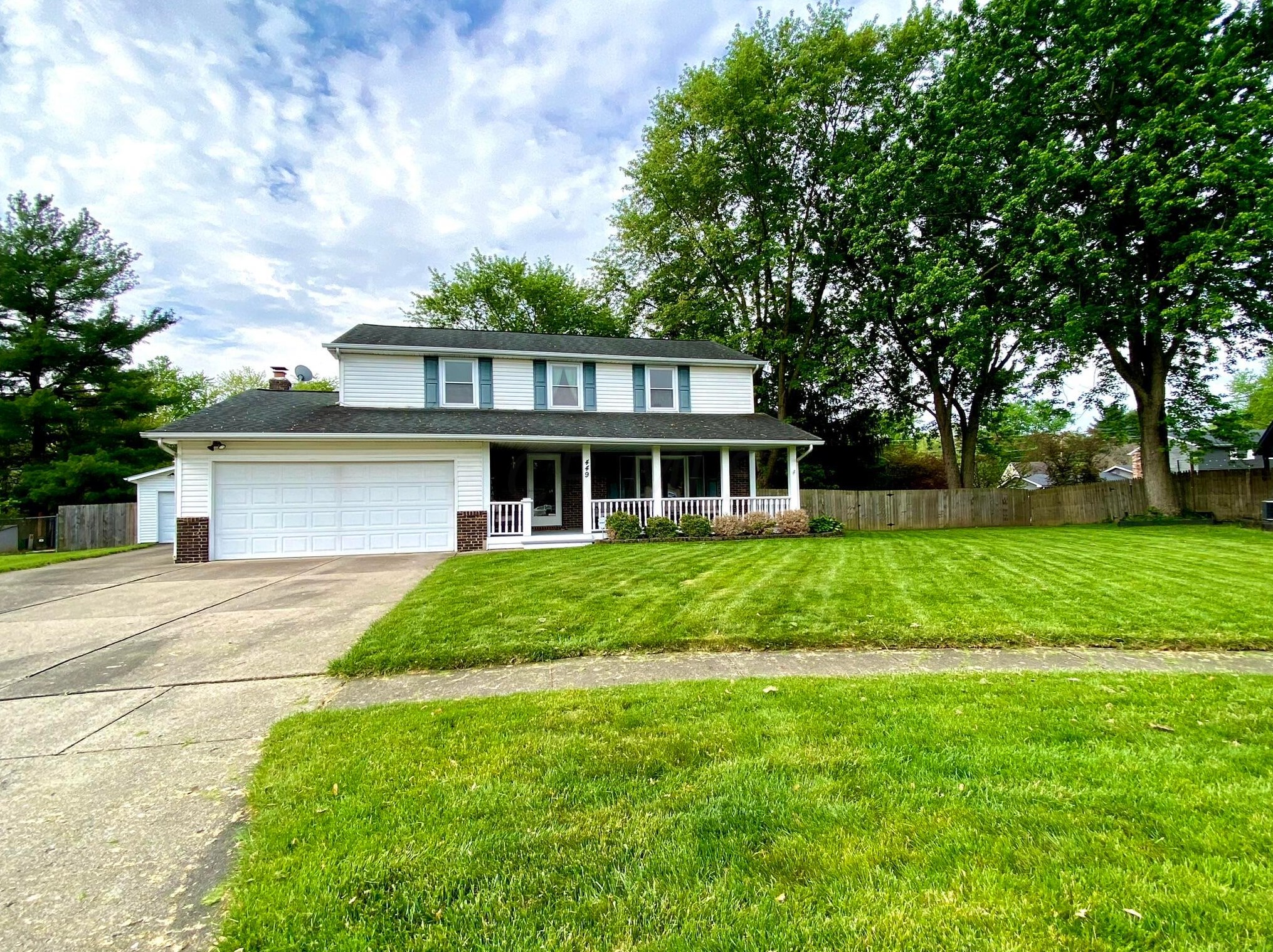 449 Pinebud Ct, Pickerington, OH 43147