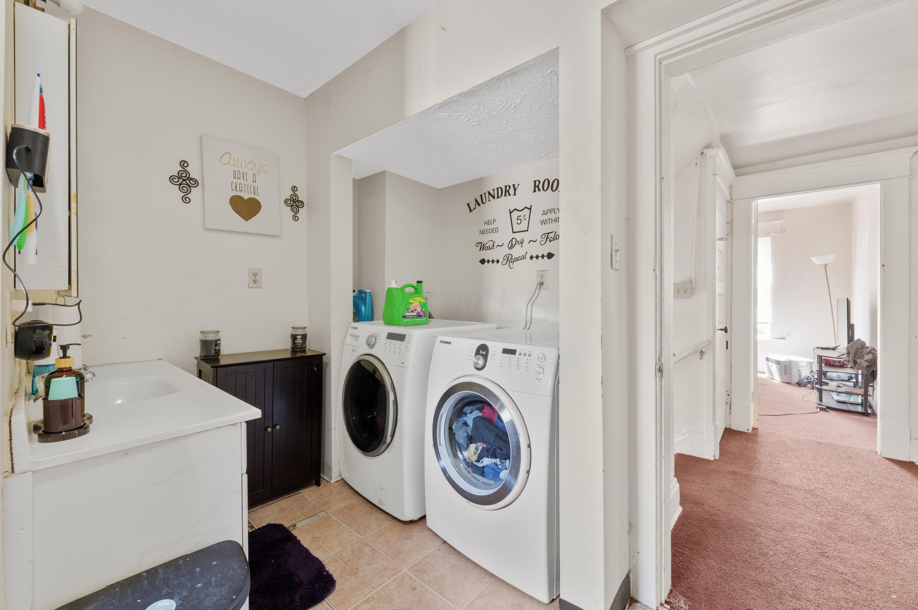 870 Gilbert St, Columbus OH 43206-1521 exterior