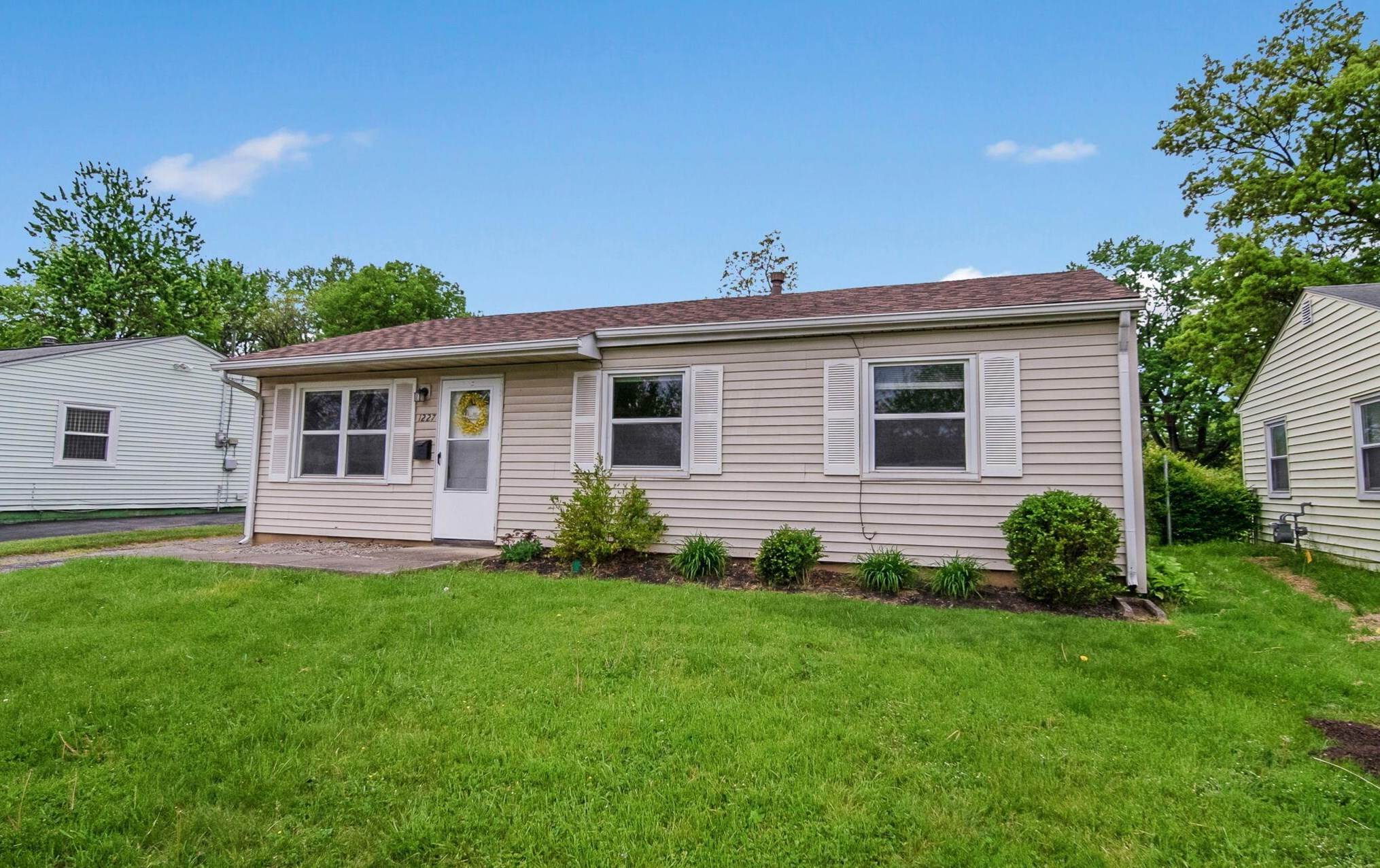 1227 Brookcliff Ave, Columbus, OH 43219-2022