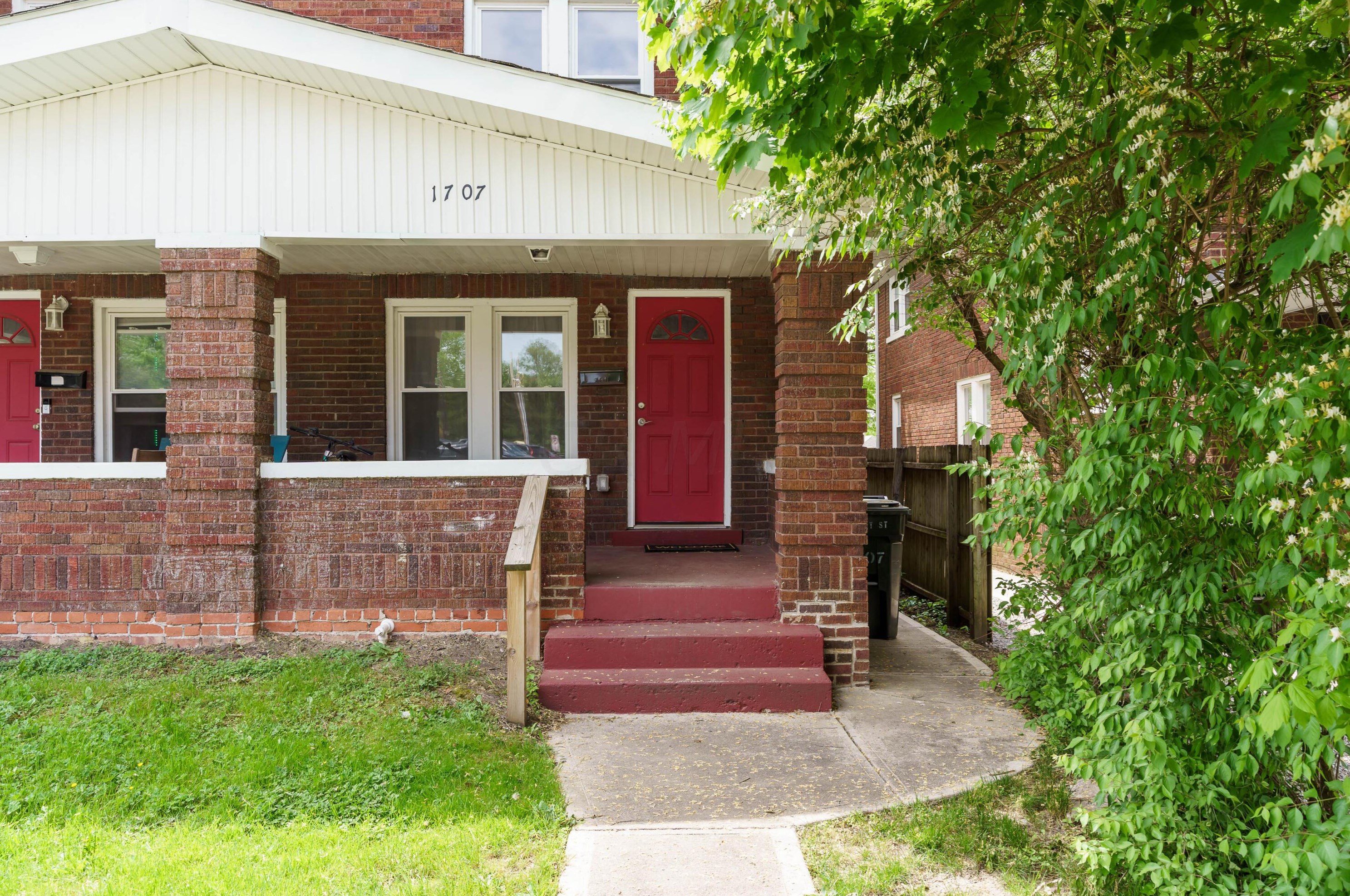 1707 Kent St, Columbus, OH 43205