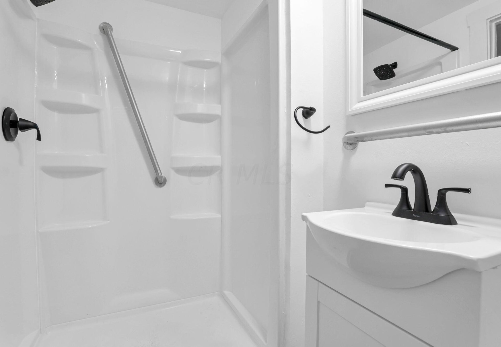 499 Columbus St, Columbus OH 43206-2301 exterior