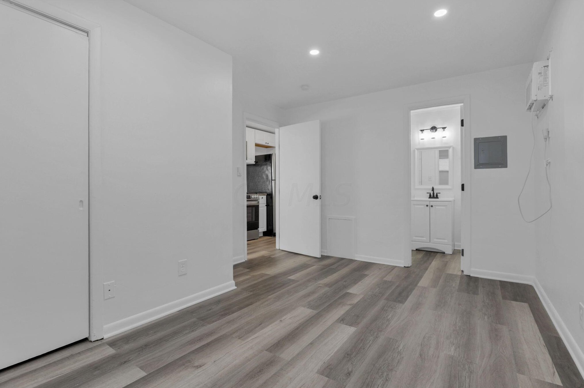 499 Columbus St, Columbus OH 43206-2301 exterior