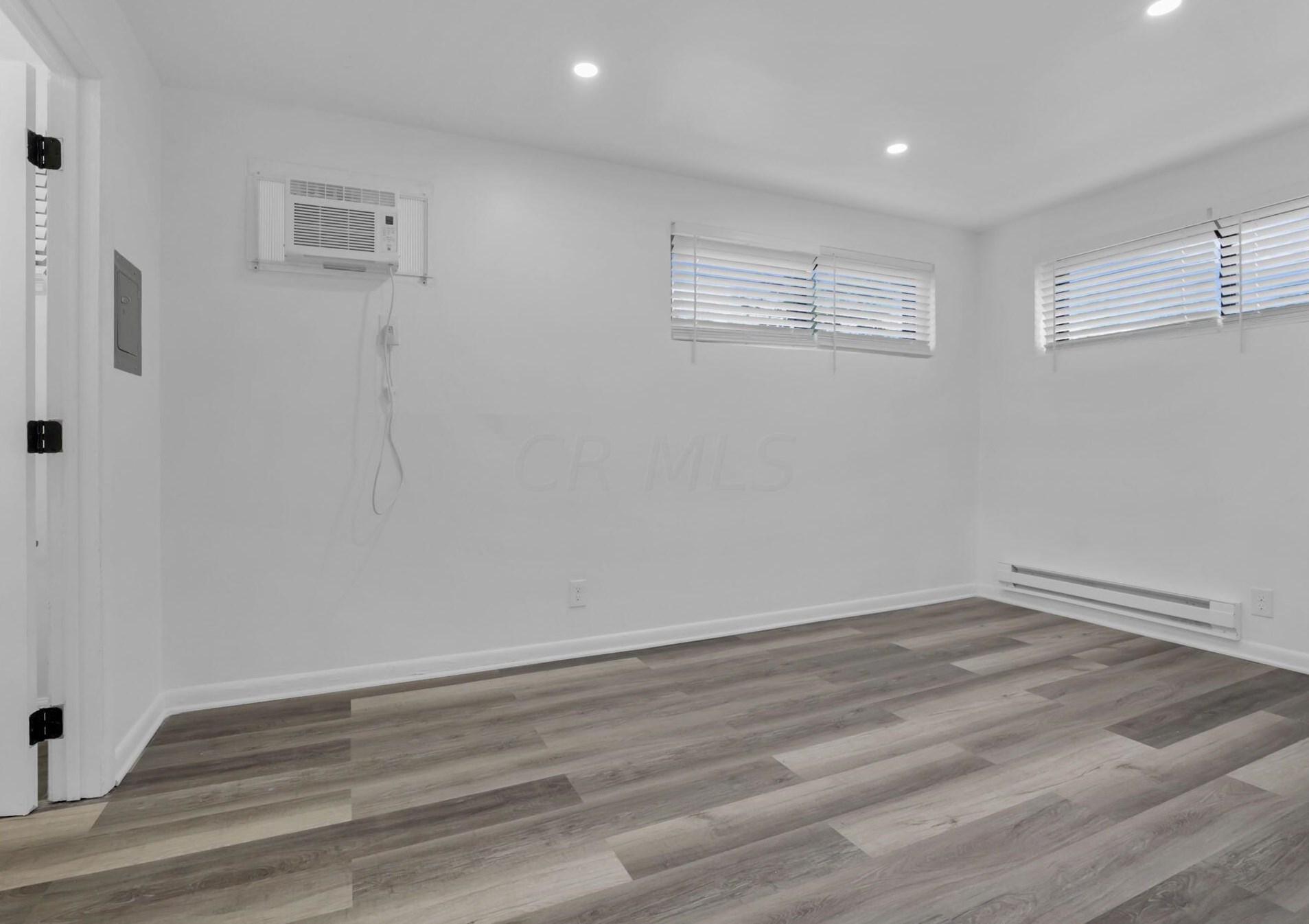 499 Columbus St, Columbus OH 43206-2301 exterior