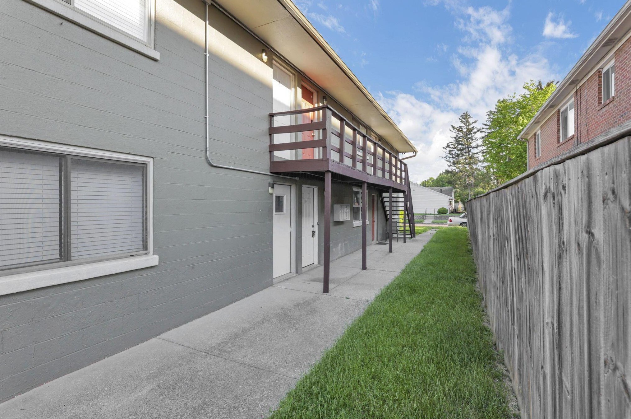 499 Columbus St, Columbus OH 43206-2301 exterior