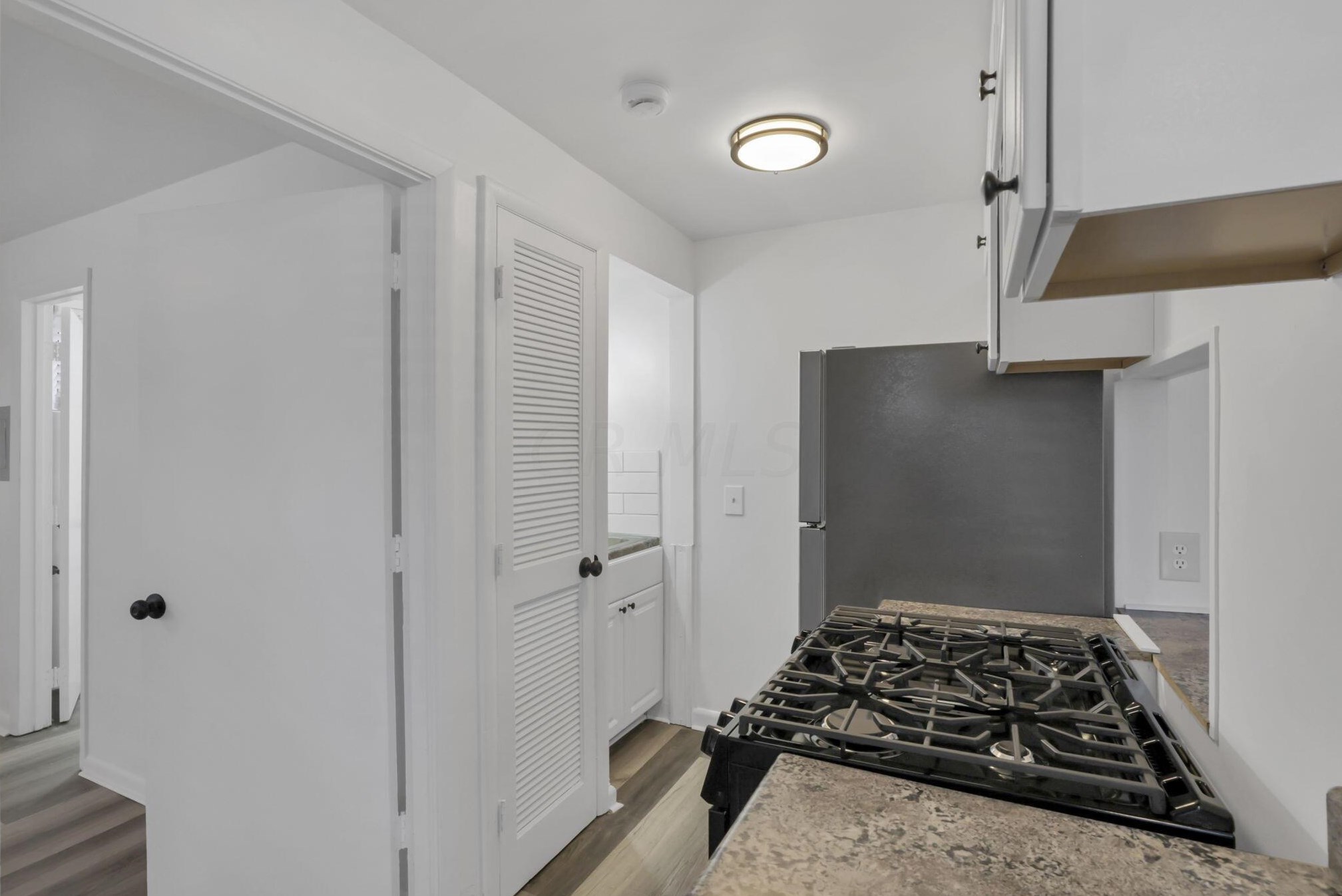 499 Columbus St, Columbus OH 43206-2301 exterior